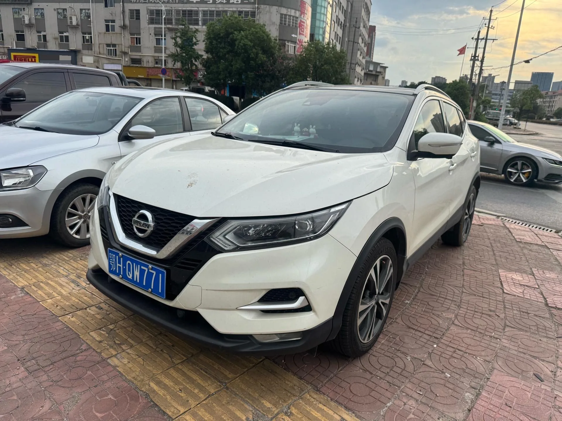 Nissan Qashqai 2021 2.0L CVT Luxury Navigation Edition