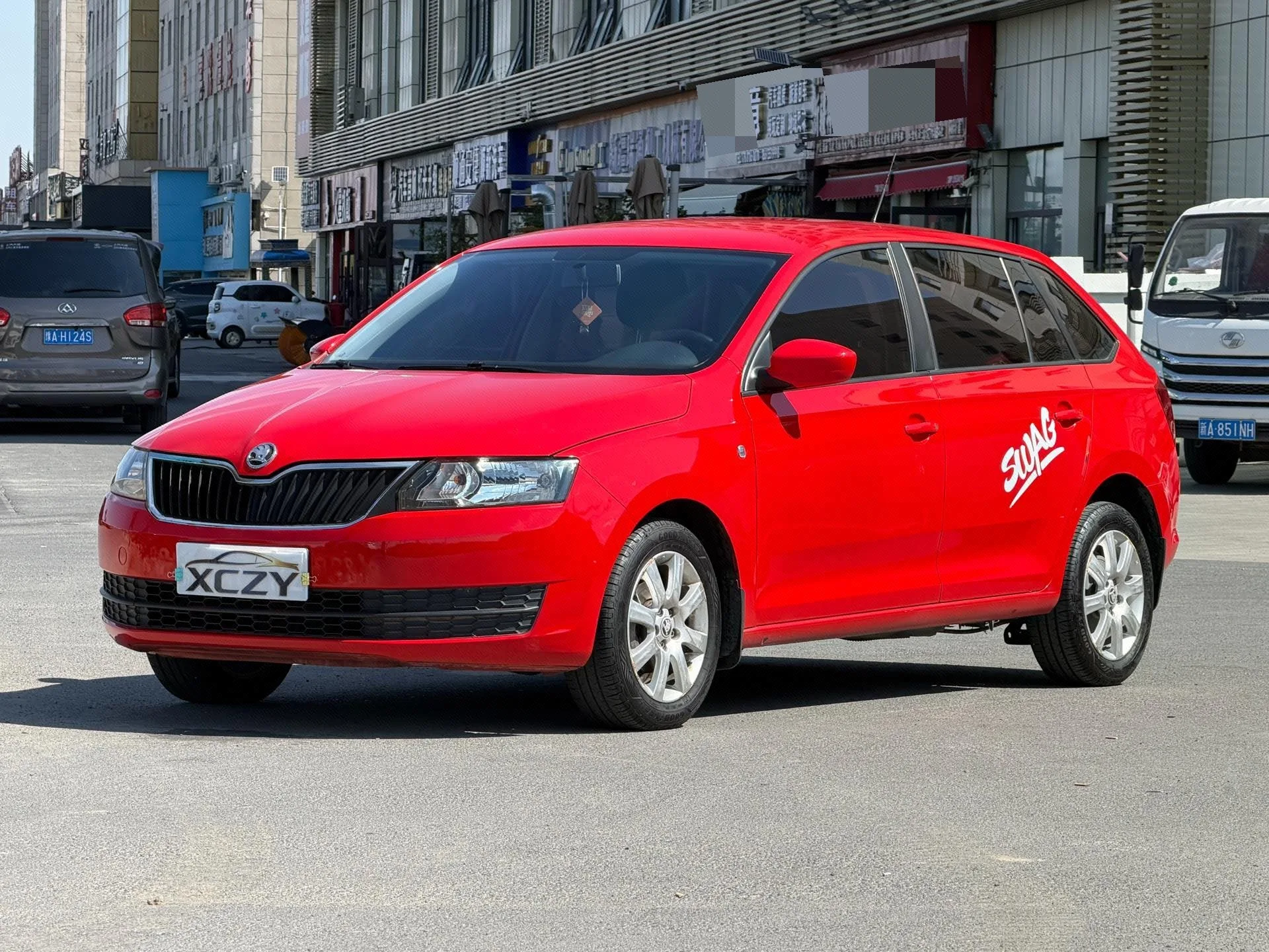 Xindong 2014 Model Year 1.6L Automatic "Joy" Edition