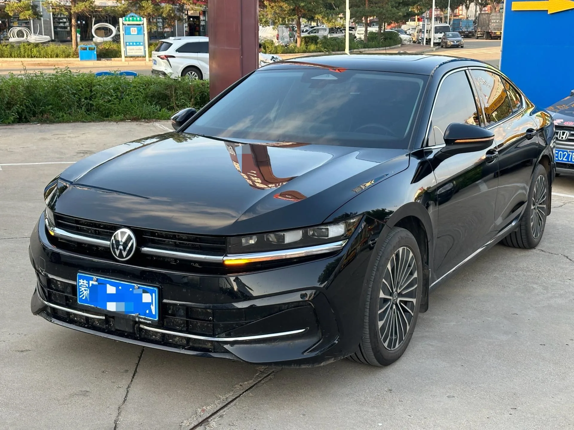 Volkswagen 2024 Magotan 2.0TSI 380TSI Premium Edition with Magotan Package (Automatic Transmission)