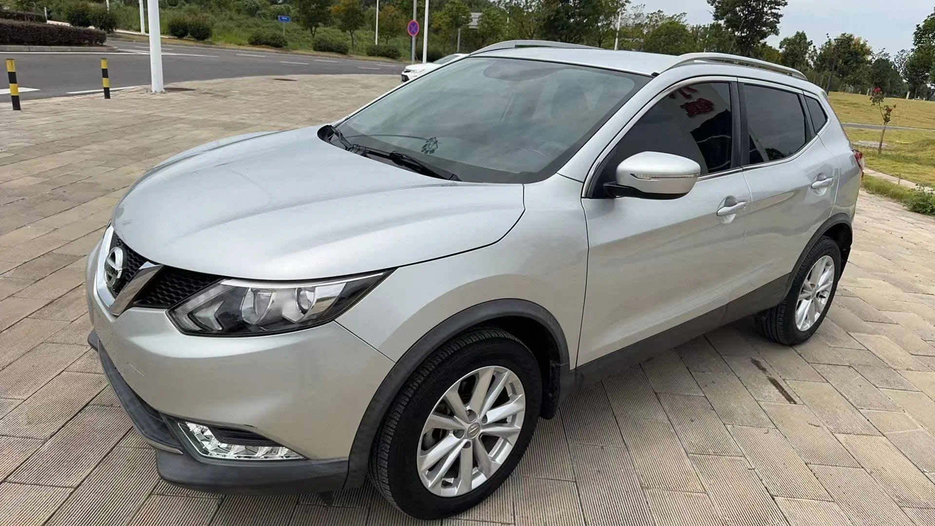 Nissan Qashqai 2016 2.0L CVT Elite Edition