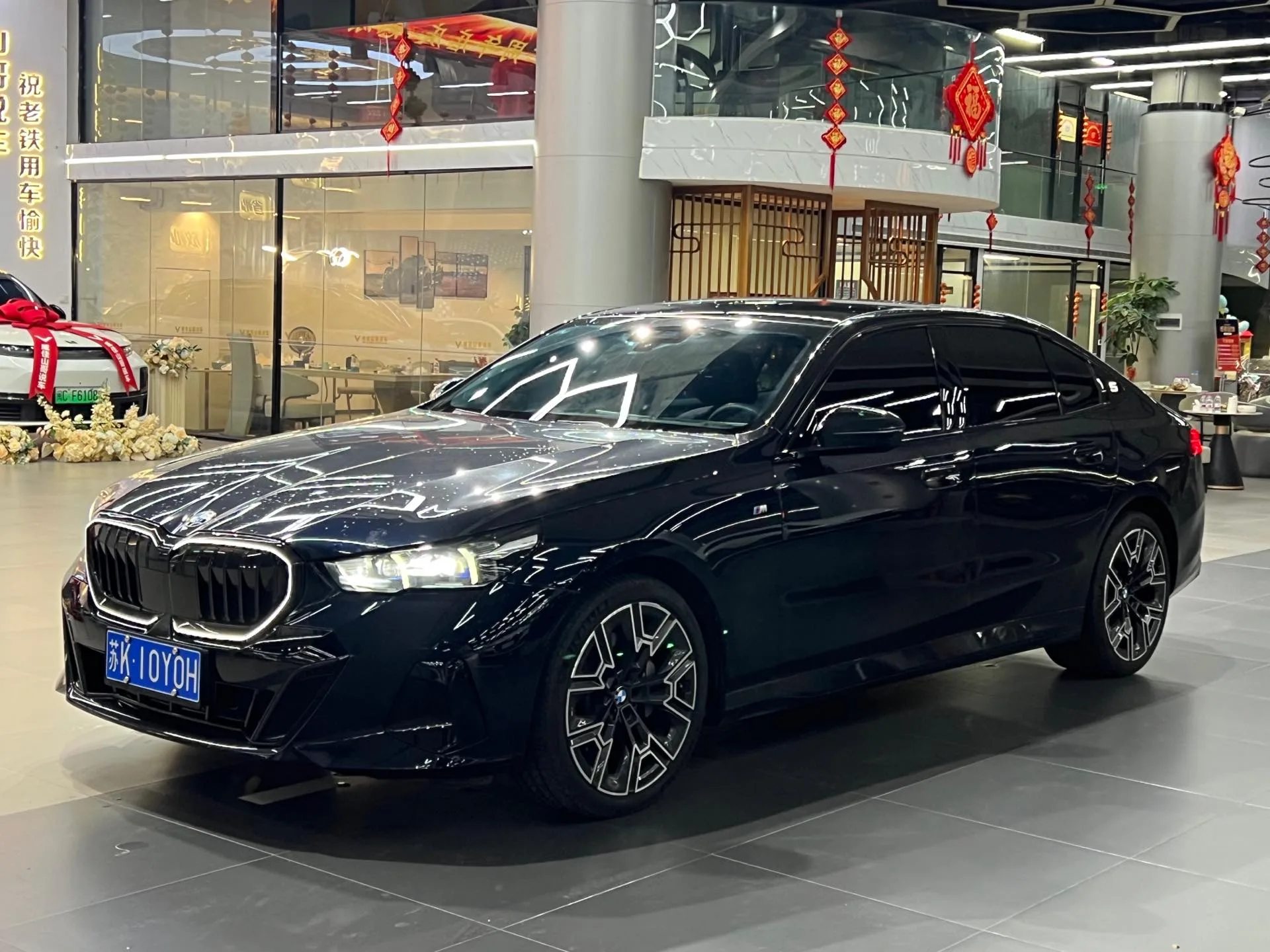 2025 BMW 5 Series 530Li 48V 2.0T Luxury M Sport Package Automatic