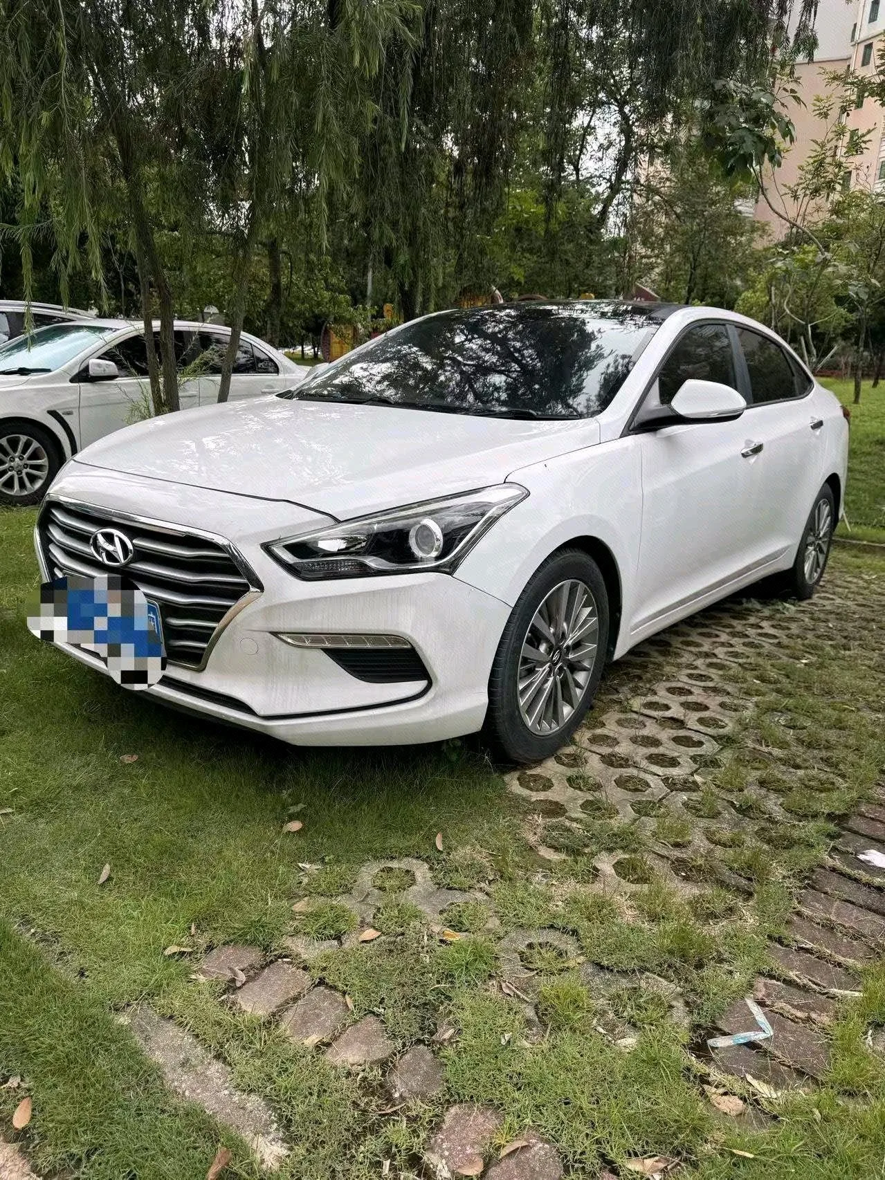 Hyundai Mistra 2017 1.8L Automatic Intelligent GLS (National V Emission Standard)