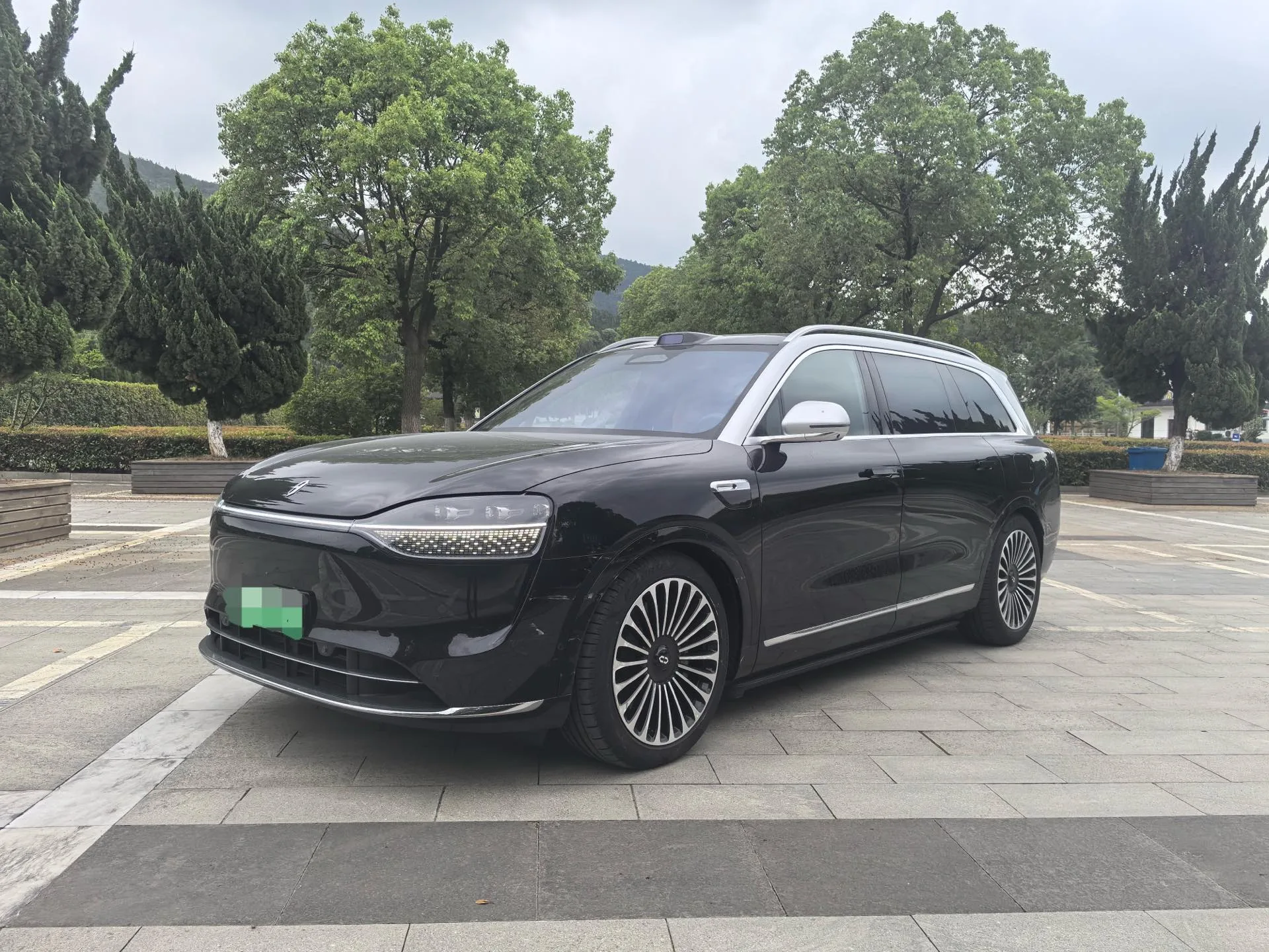 AITO 2025 Model M9 Extended Range Ultra Edition 52kWh 6-Seater Automatic Transmission
