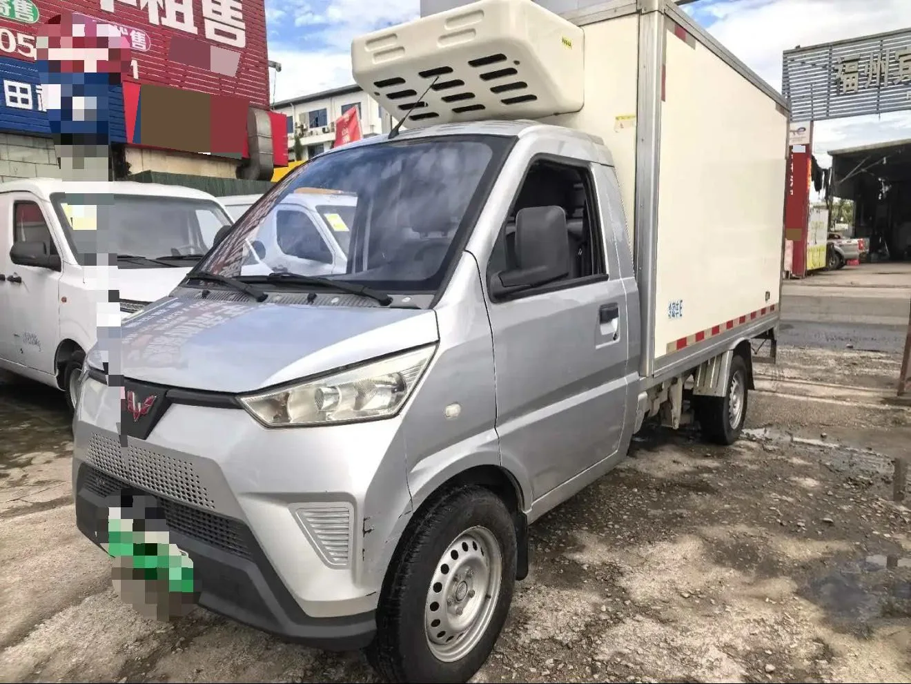 Wuling 2021 Electric Truck "Bingbao" 2.7T, 2.77-meter All-Electric Refrigerated Truck, 41.86 kWh, Automatic Transmission