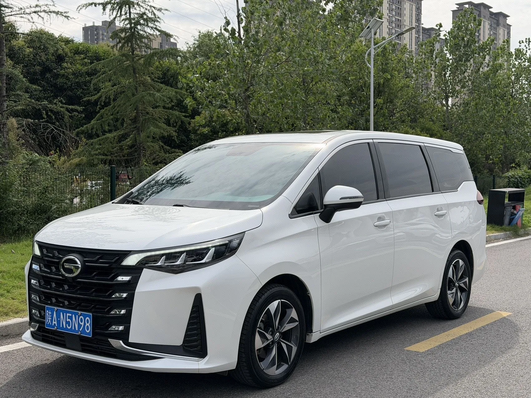 Trumpchi M6 2021 270T DCT Luxury Edition (7-seater)