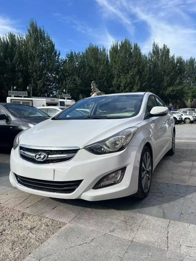 Hyundai Elantra 2015 1.6L Automatic Premium Edition