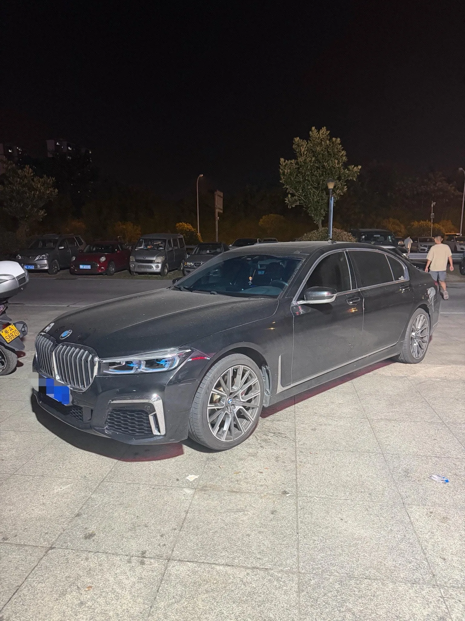 2017 BMW 7 Series 740Li xDrive Luxury