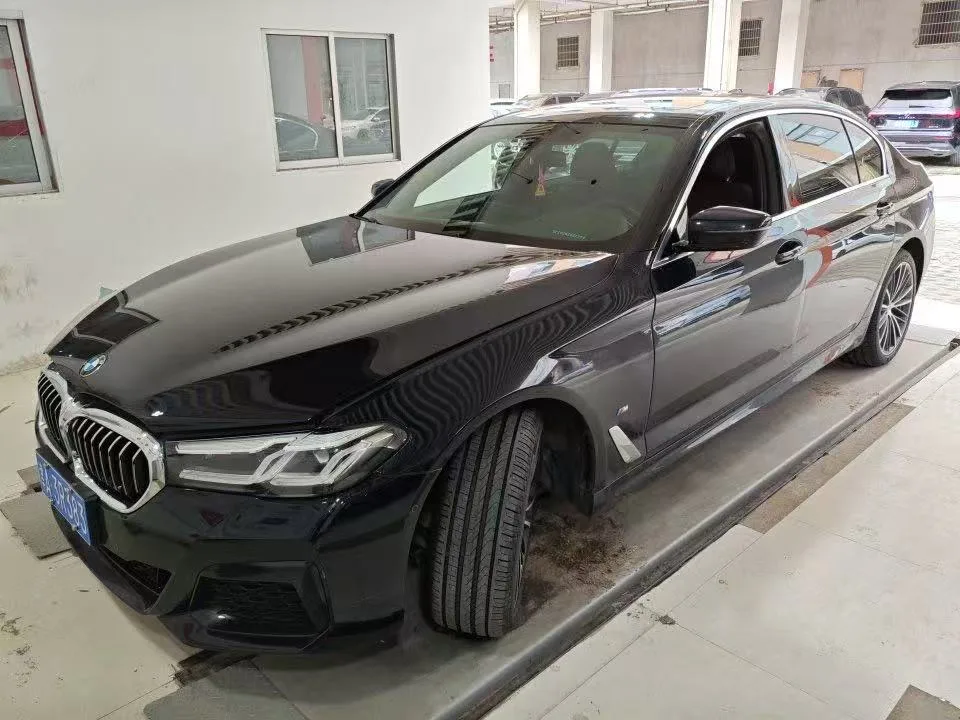 BMW 5 Series 2023 530Li 2.0T Leading M Sport Package Automatic