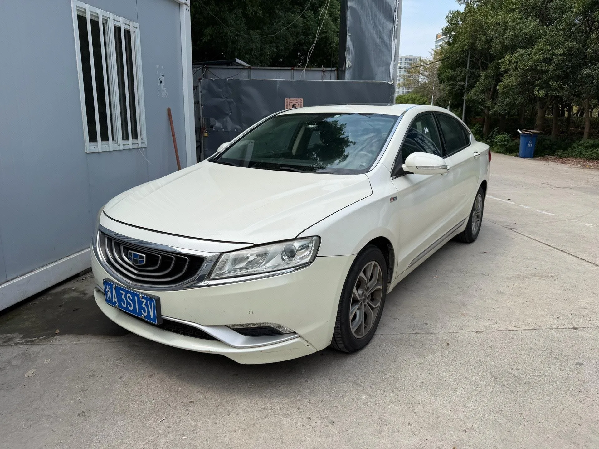 Borui 2015 1.8T Luxury Edition