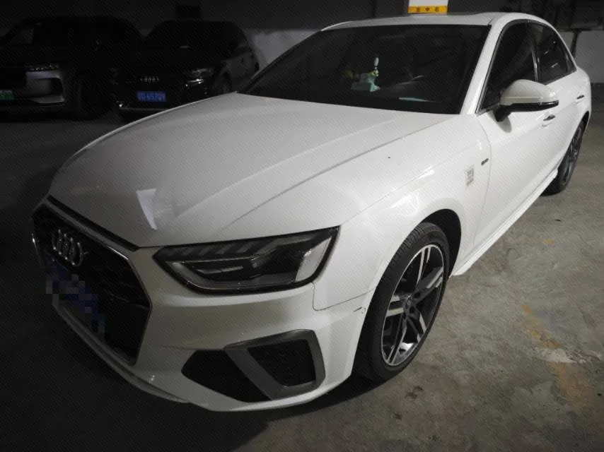Audi A4L 2022 40 TFSI Luxury Dynamic