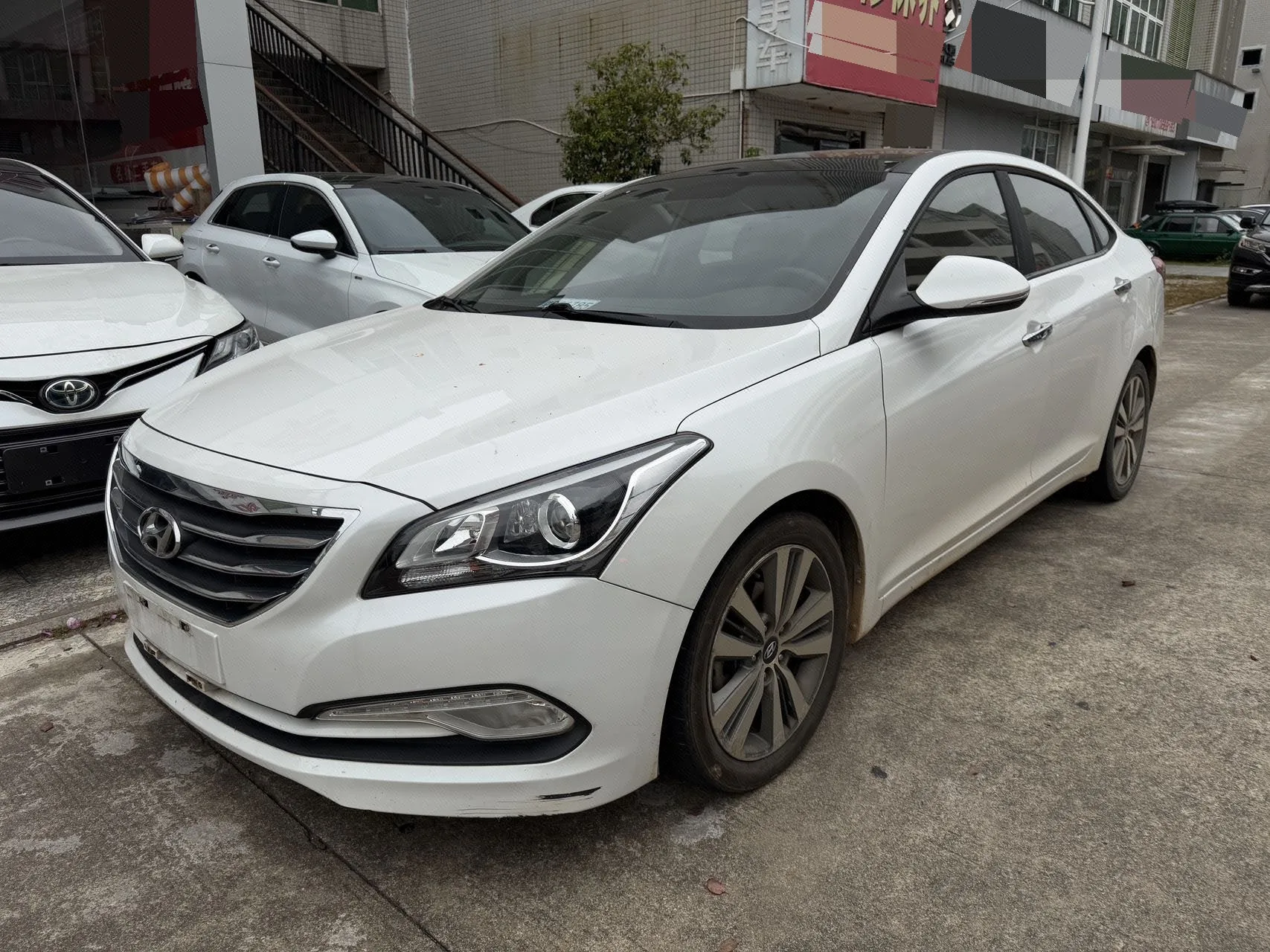 Hyundai Mistra 2016 1.8L Automatic Premium DLX