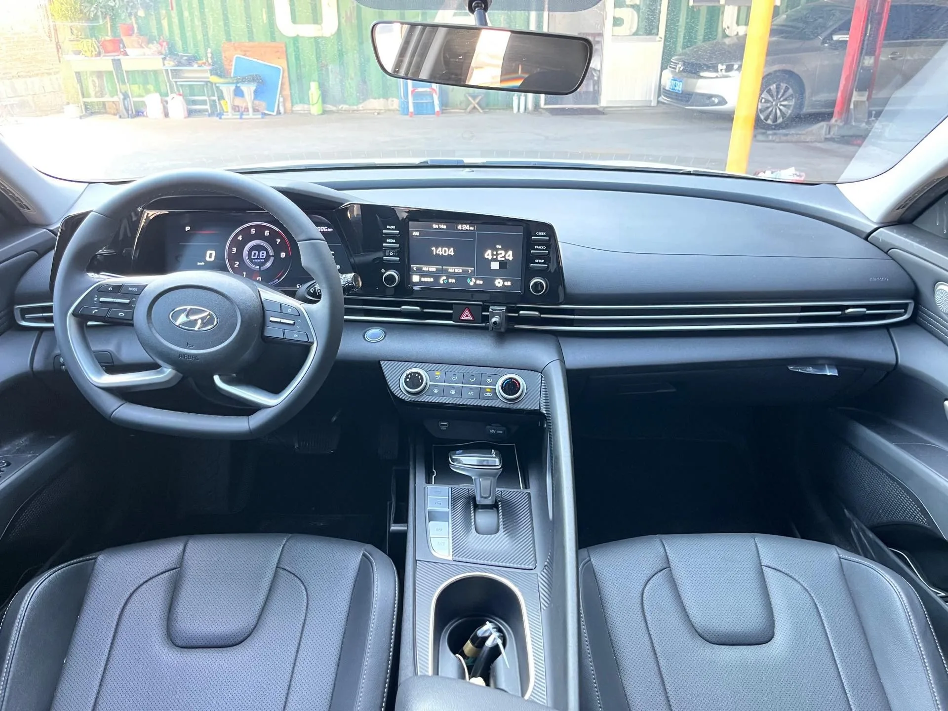 Hyundai Elantra 2023 1.5L CVT GLX Elite Edition