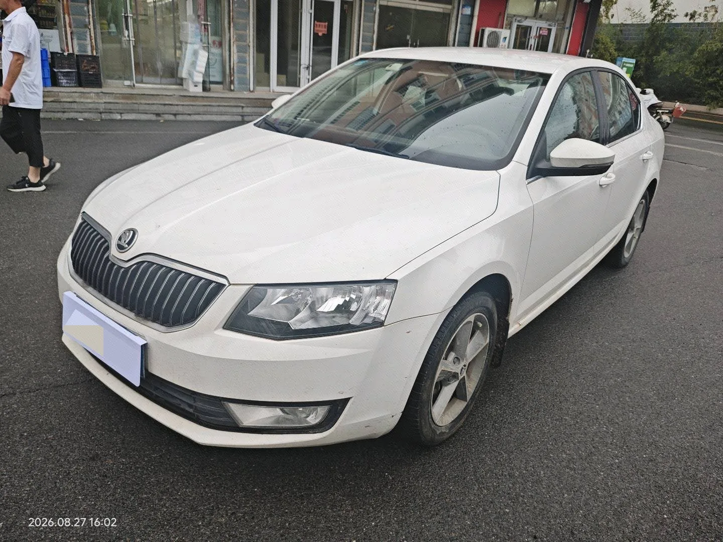 Octavia 2016 1.6L Automatic Comfort Edition