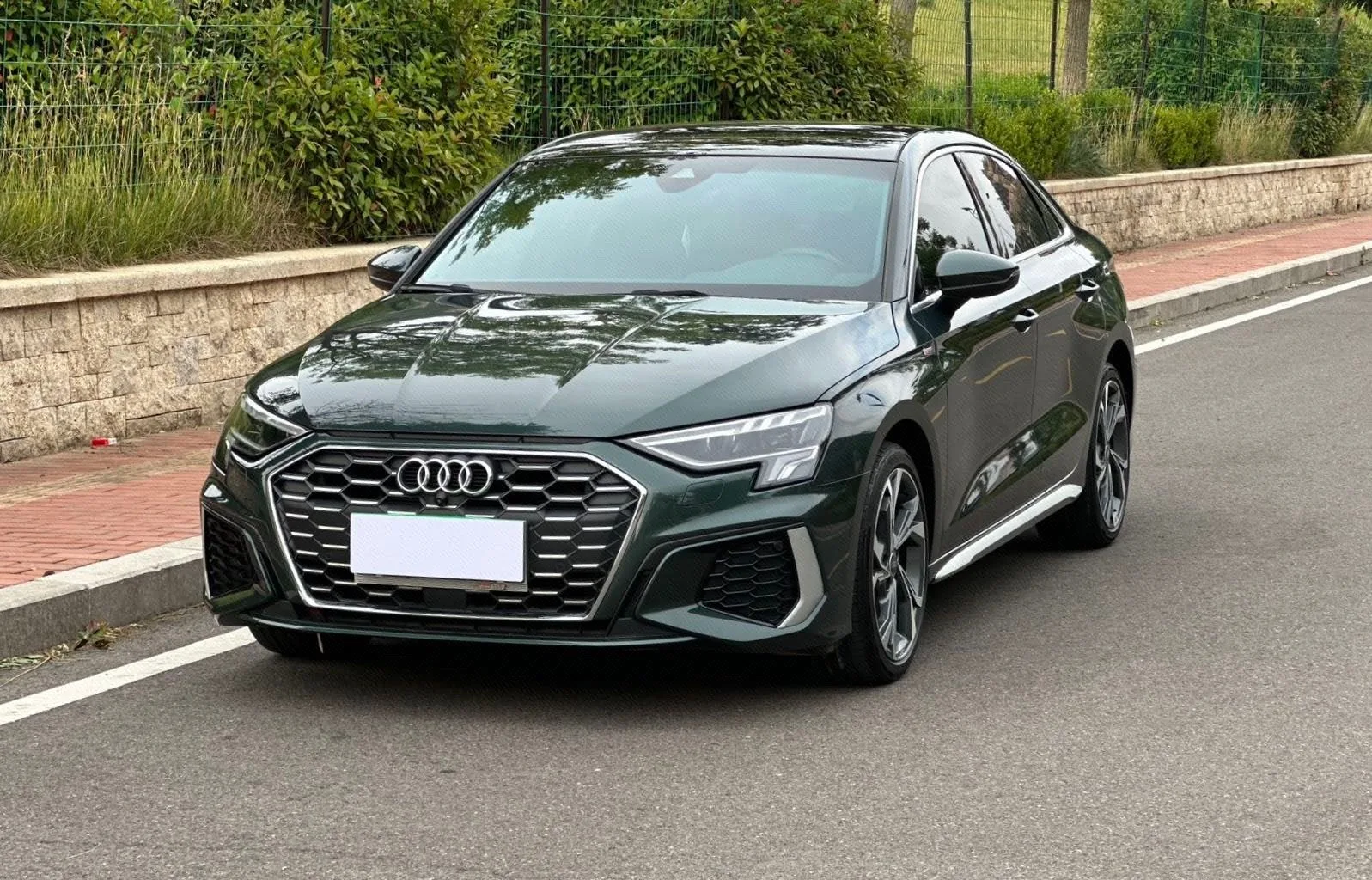 2023 Audi A3L Limousine 1.4 TFSI 35 TFSI Luxury Sport (Facelift) Automatic Transmission