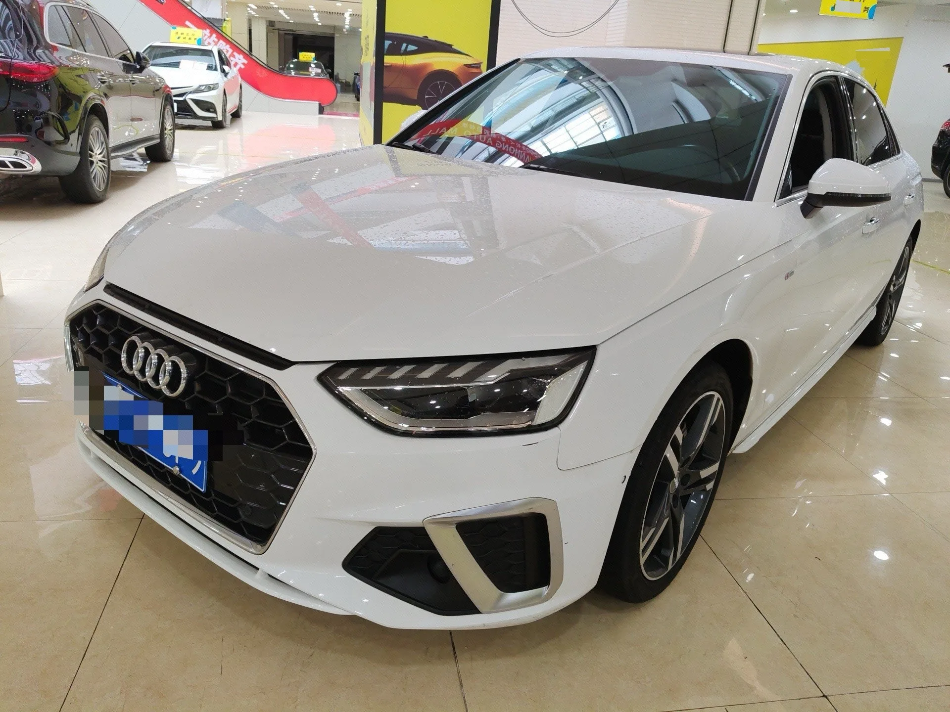 Audi A4L 2020 40 TFSI Luxury Dynamic