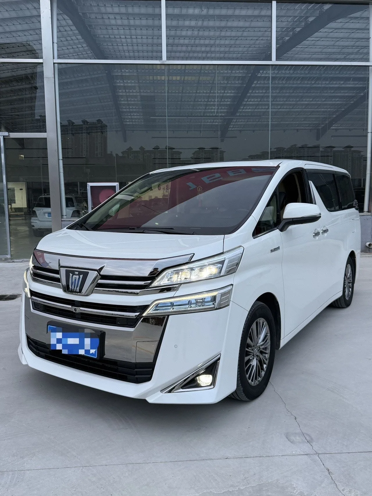 2021 Alphard Crown Hybrid 2.5L HV Premium Edition