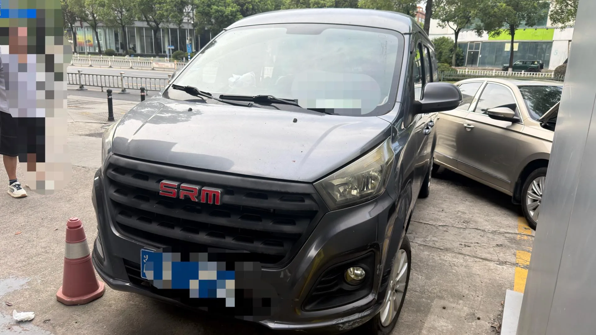 Xinyuan 2022 Jin Haisi M 1.5 "Engineering Lion" Passenger Van, 7-Seater, Manual Transmission
