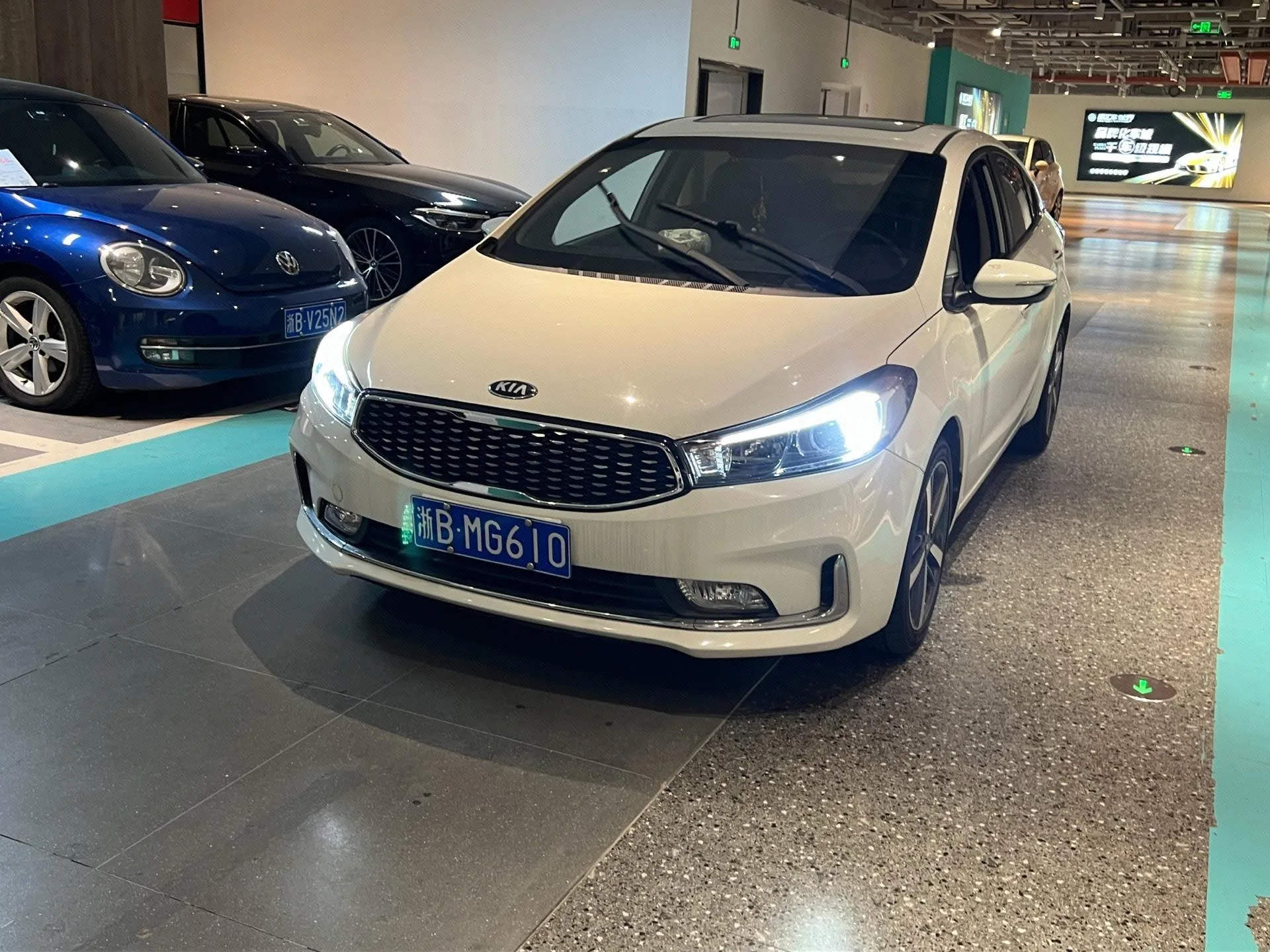 Kia K3 2017 1.6L Automatic 15th Anniversary Special Edition GLS