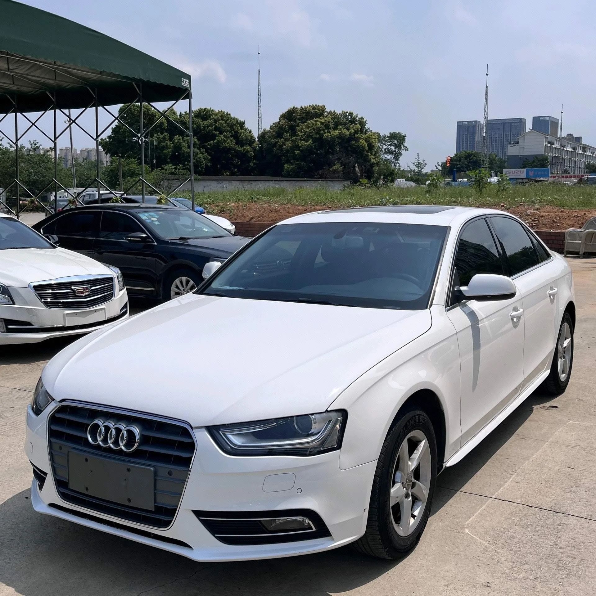 2013 Audi A4L 35 TFSI Automatic Standard Model