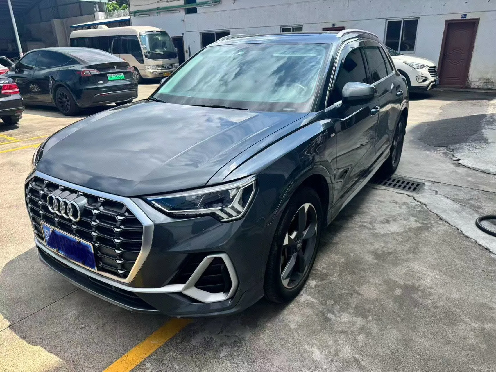 2019 Audi Q3 40 TFSI Sport
