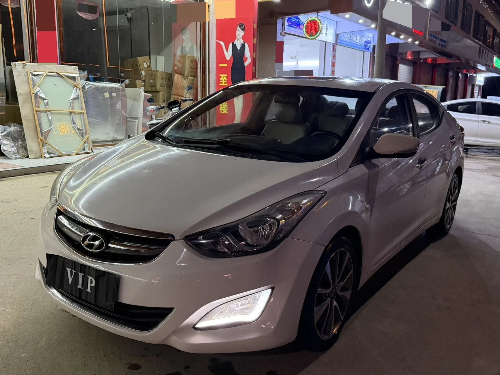 Hyundai Elantra 2015 1.6L Automatic Premium Edition