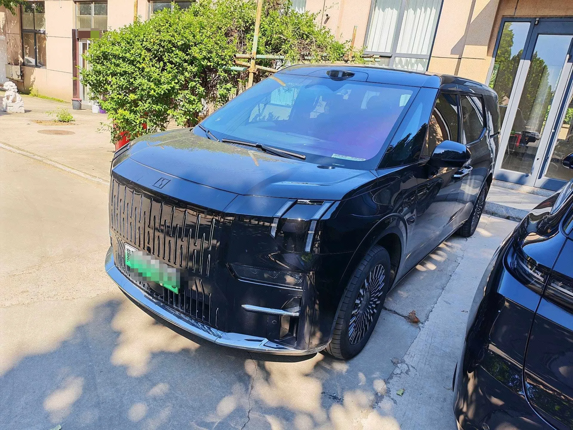 Extreme Krypton 009 2024 Model 7-Seat Aisle Edition 108kWh