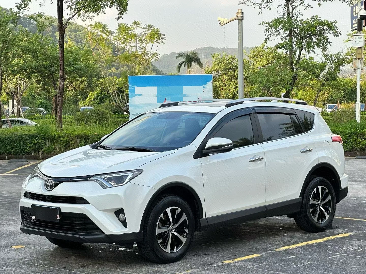 2019 RAV4 2.0L CVT Front-Wheel Drive Style X Limited Edition, National V Emission Standard