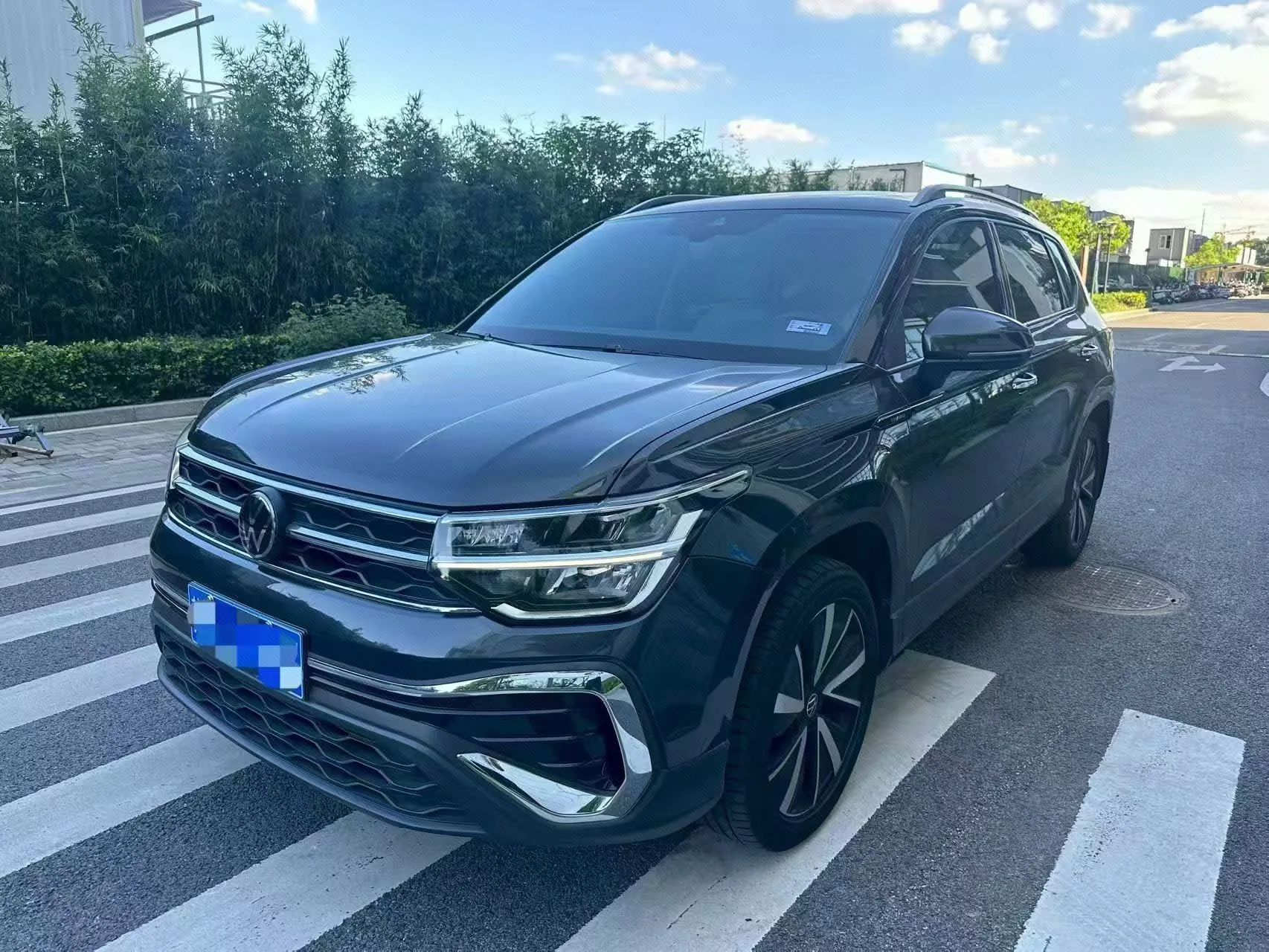 Volkswagen 2023 Tharu 1.5TSI 300TSI 2WD Moon Edition Automatic