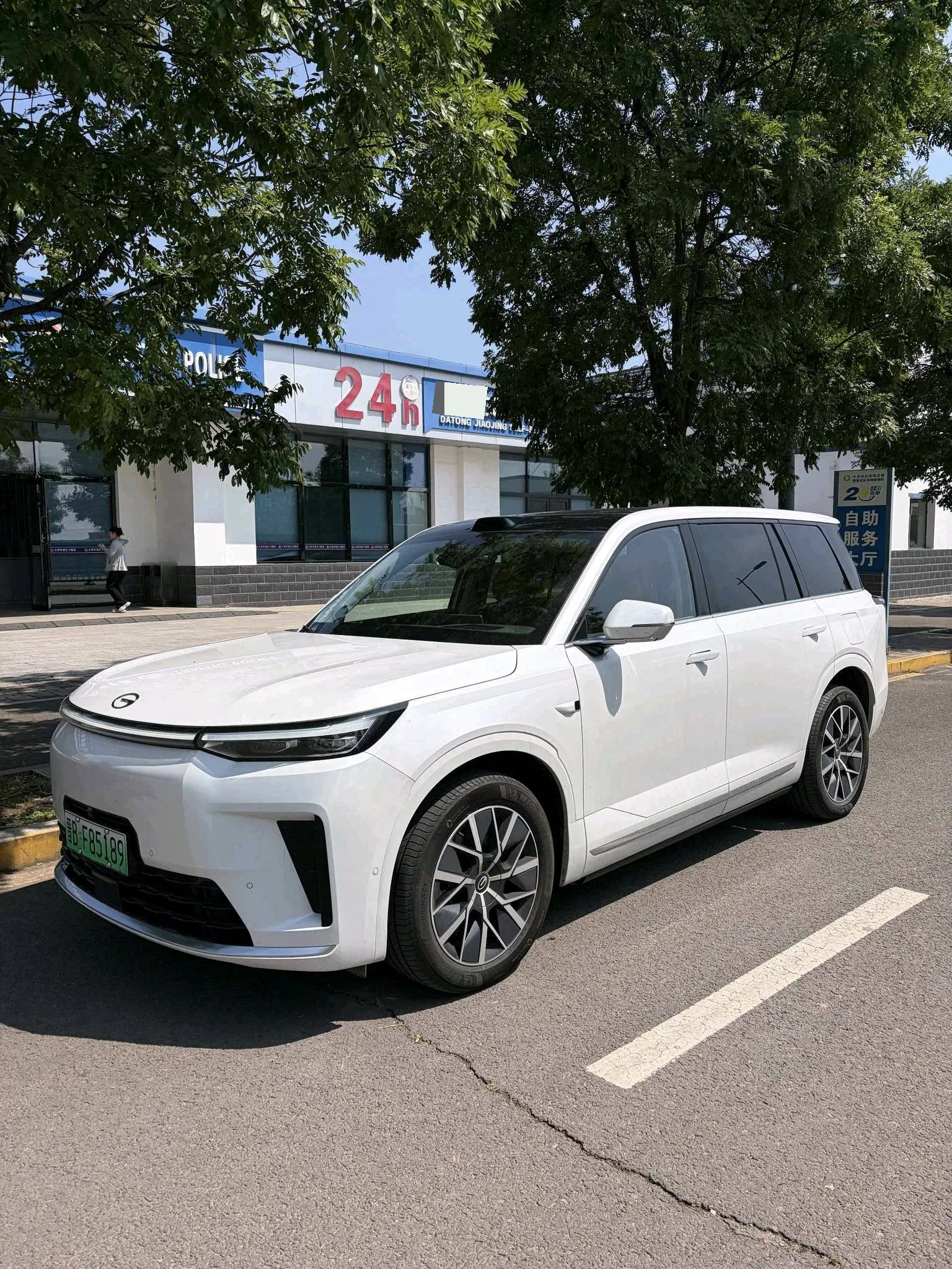 GAC Trumpchi 2025 Xiangwang S9 1.5T Qiankun UItra 6-Seater Automatic