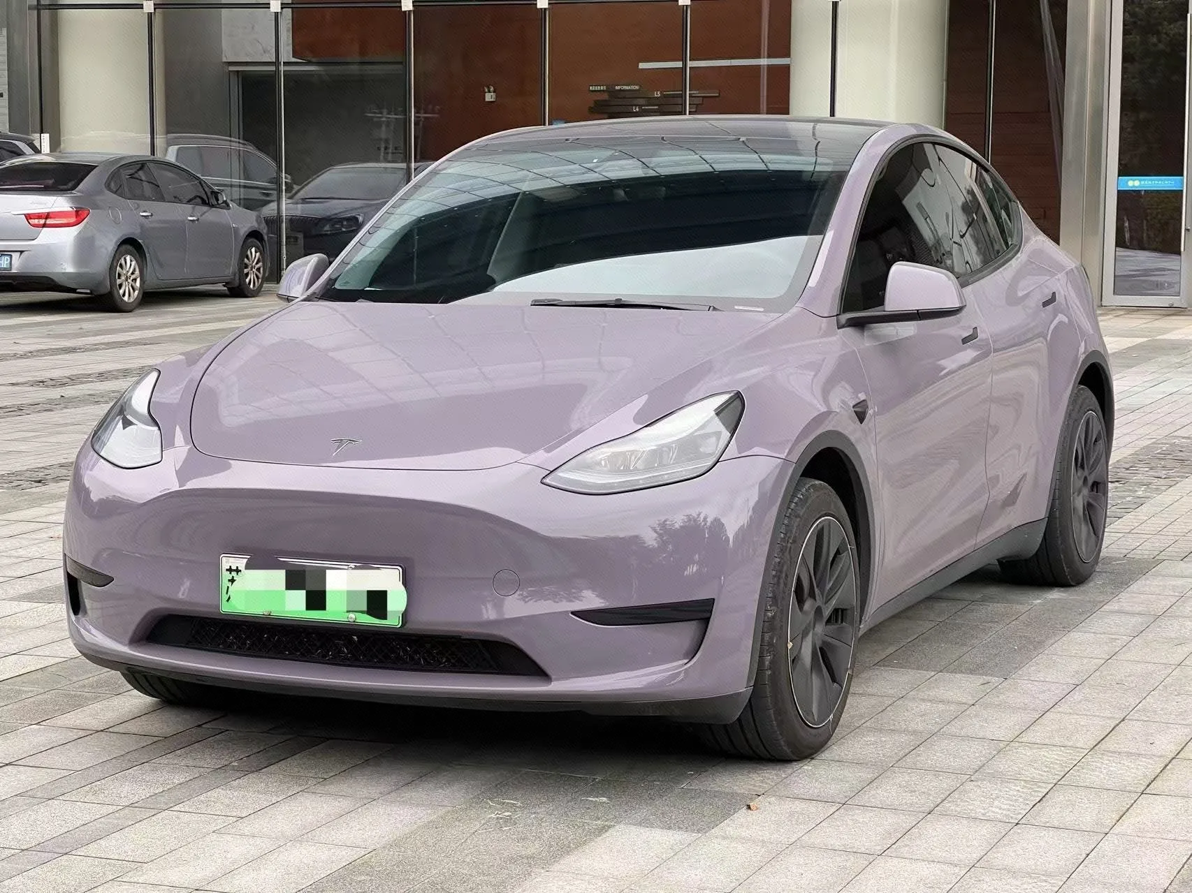 Model Y 2024 Rear-Wheel Drive