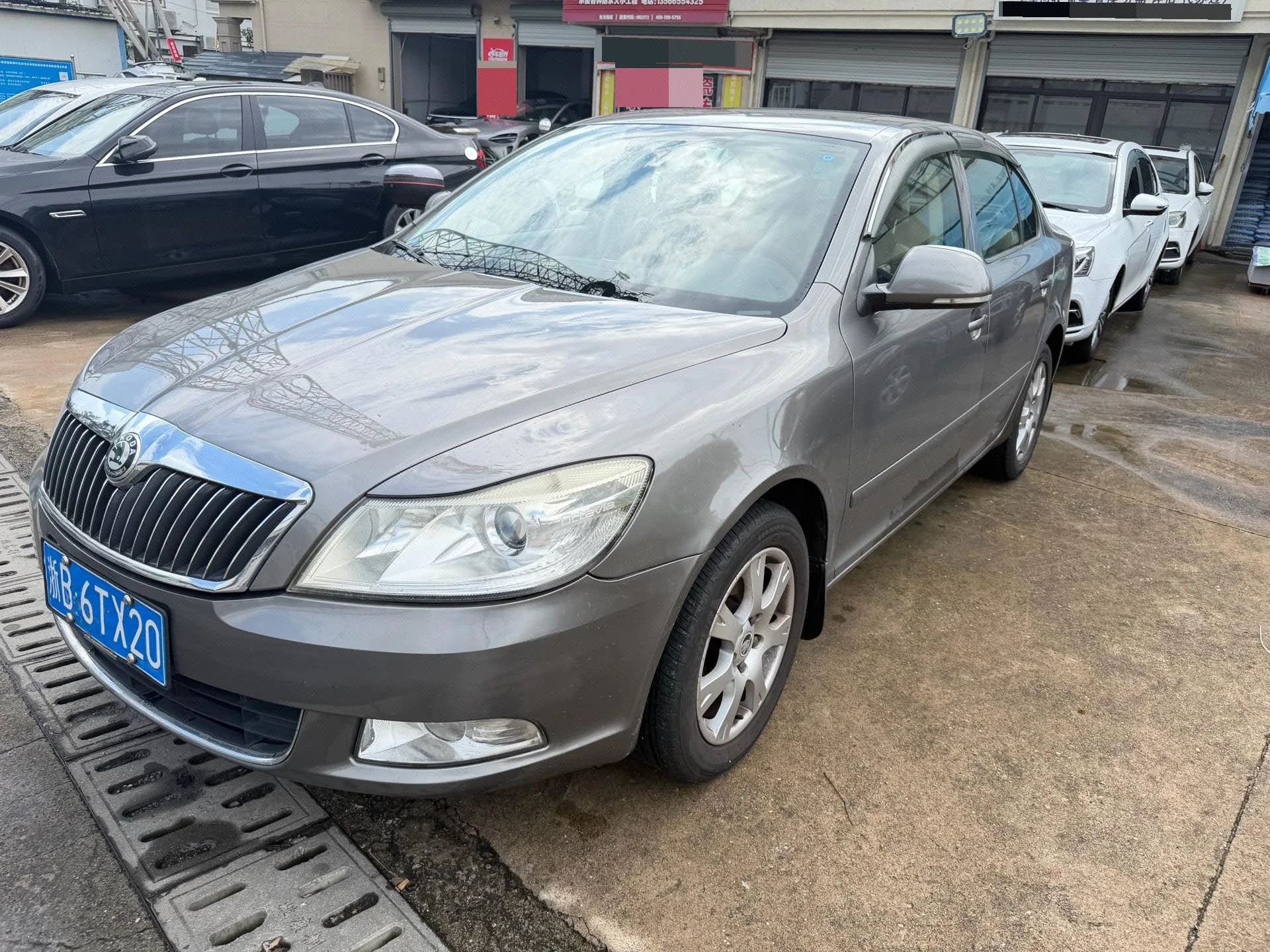 Octavia 2015 Classic 1.6L Automatic Elite Edition