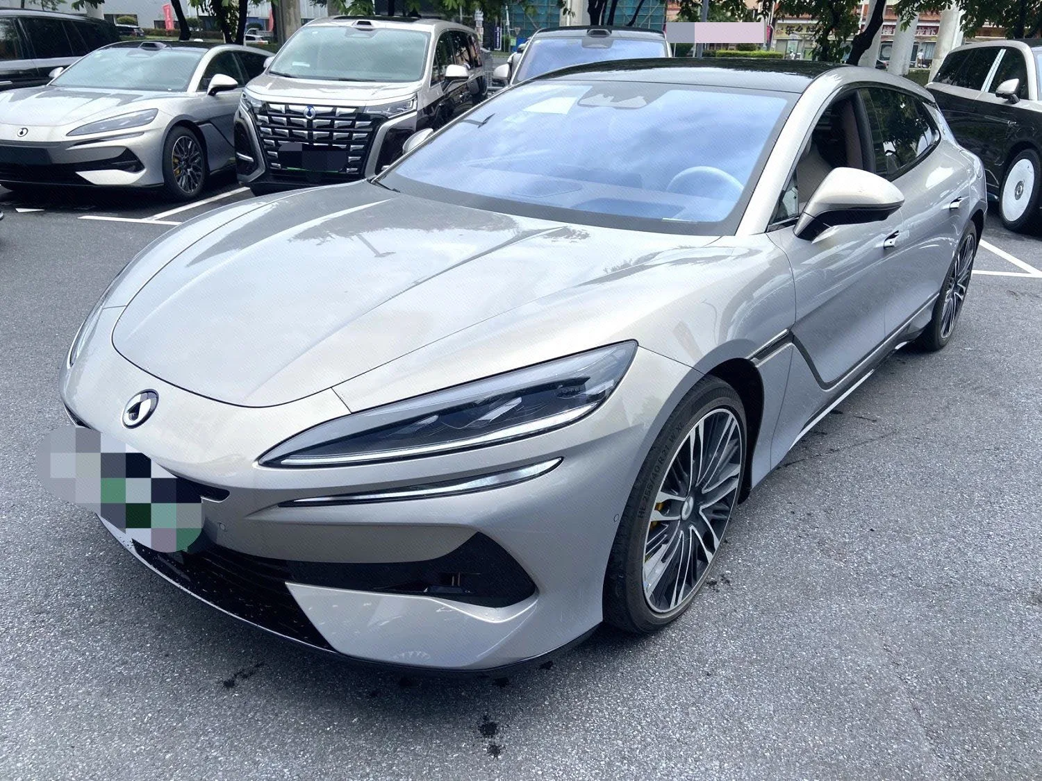 Denza 2024 Denza Z9GT 2.0T CVT 1100 AWD Ultra First Edition Automatic