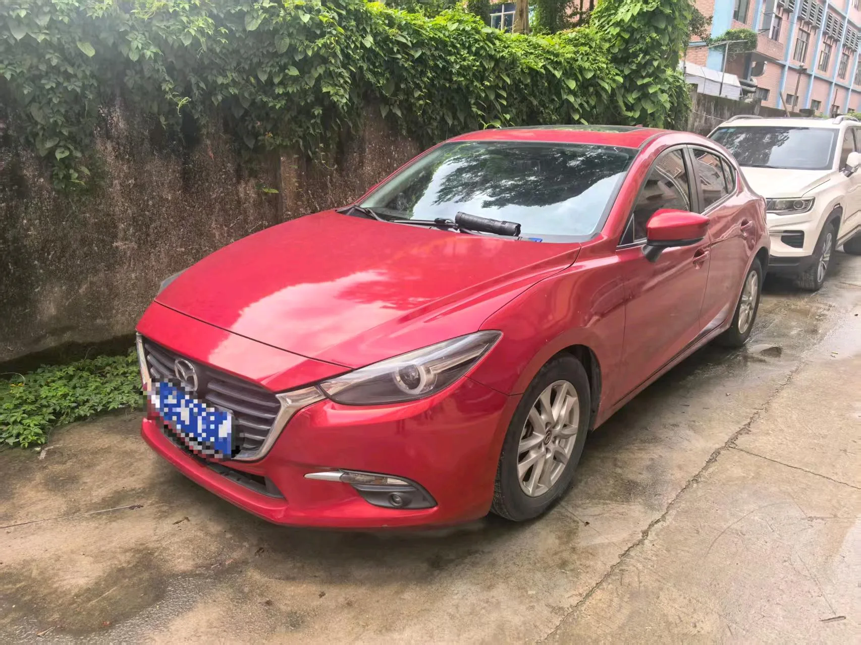 Mazda3 Axela 2017 Hatchback 1.5L Automatic Luxury Model (China V Emission Standard)