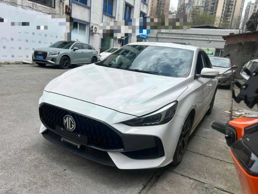 MG5 2021 Facelift 180DVVT CVT Youth Luxury Edition
