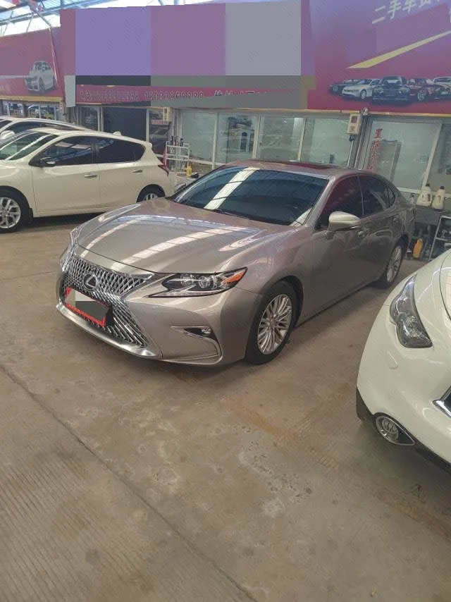 Lexus ES 2015 200 Elite Edition