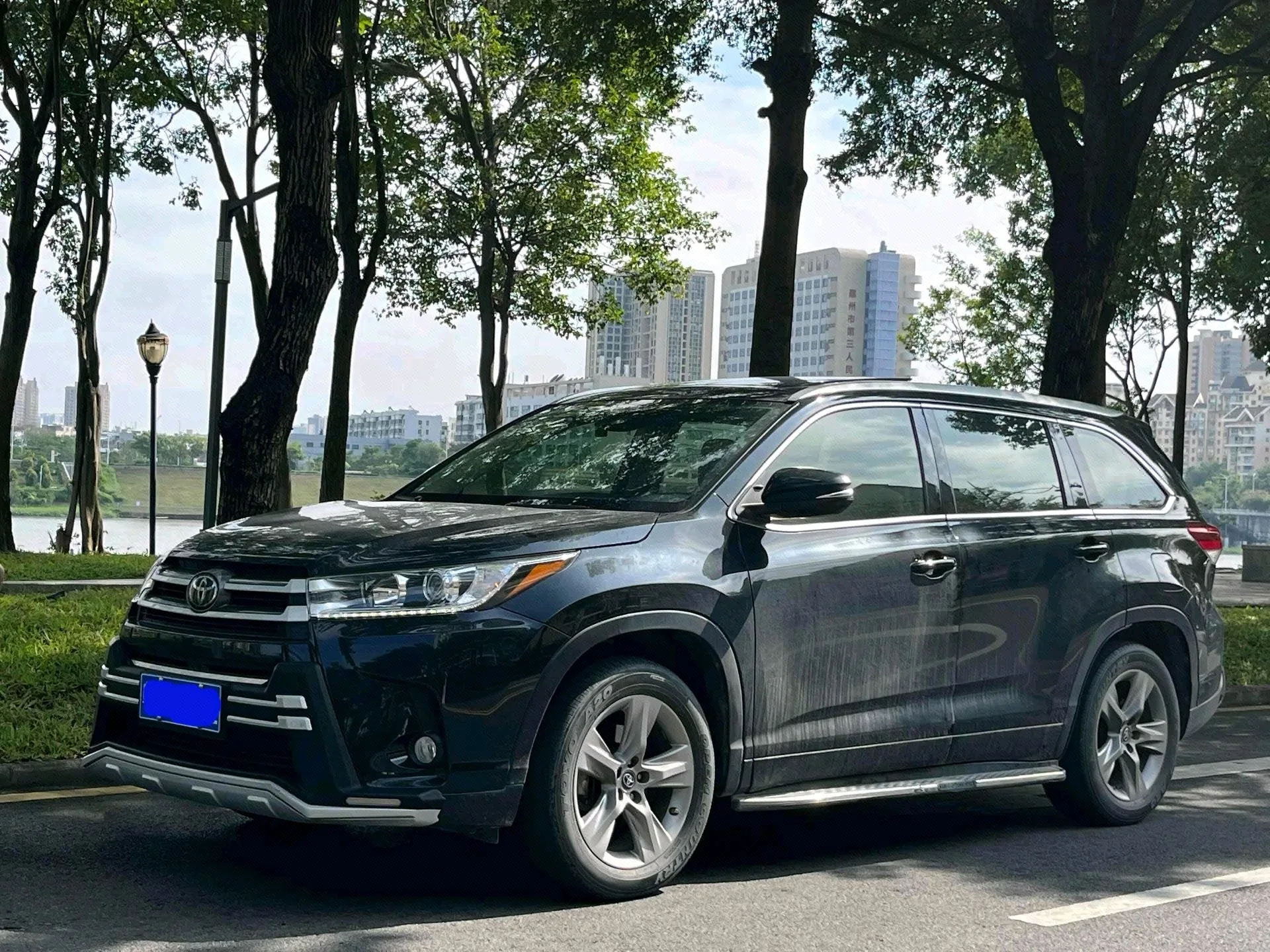 2021 Toyota Highlander 2.0T AWD Luxury 7-seater