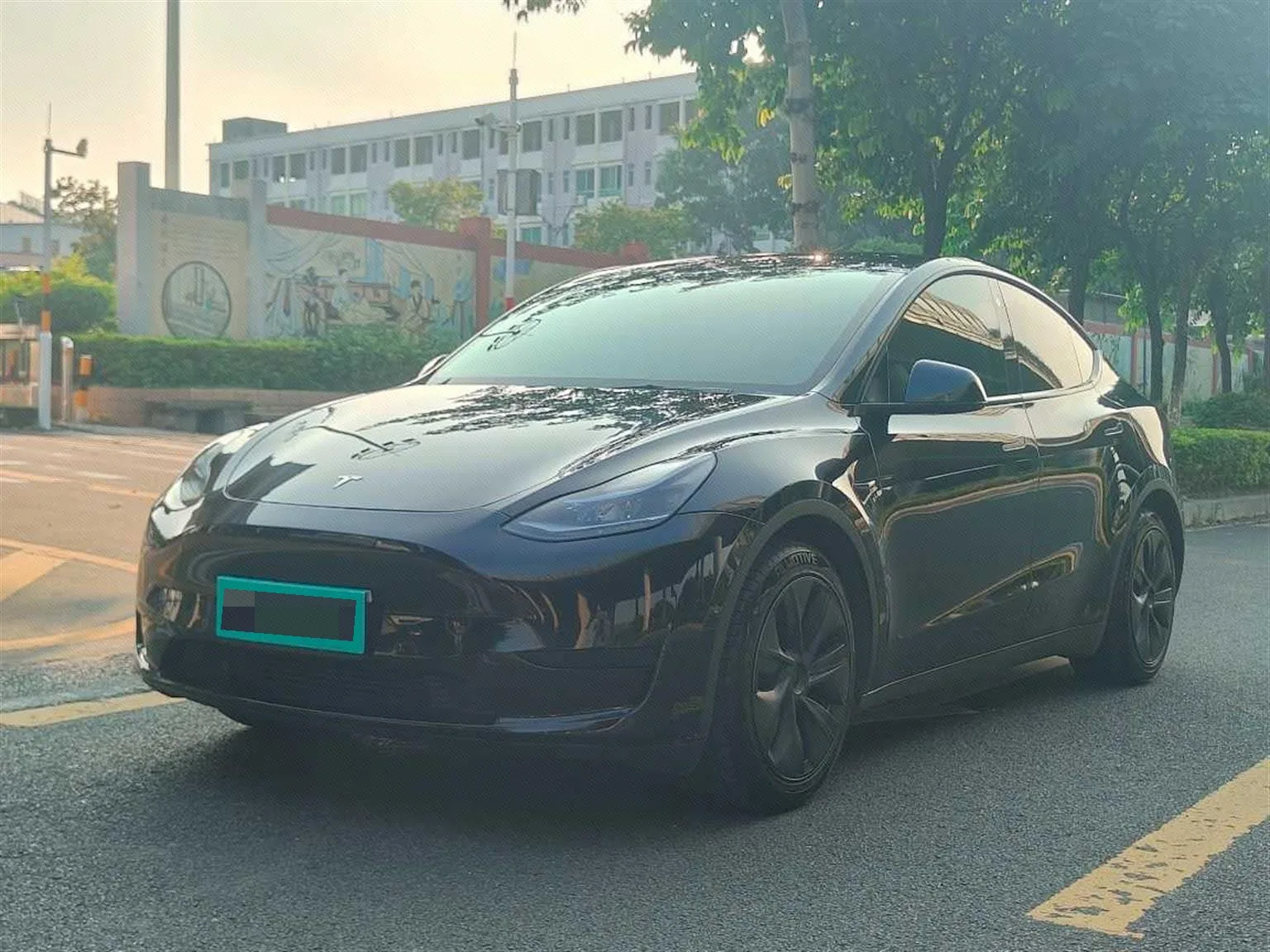 Model Y 2023 Rear-Wheel Drive
