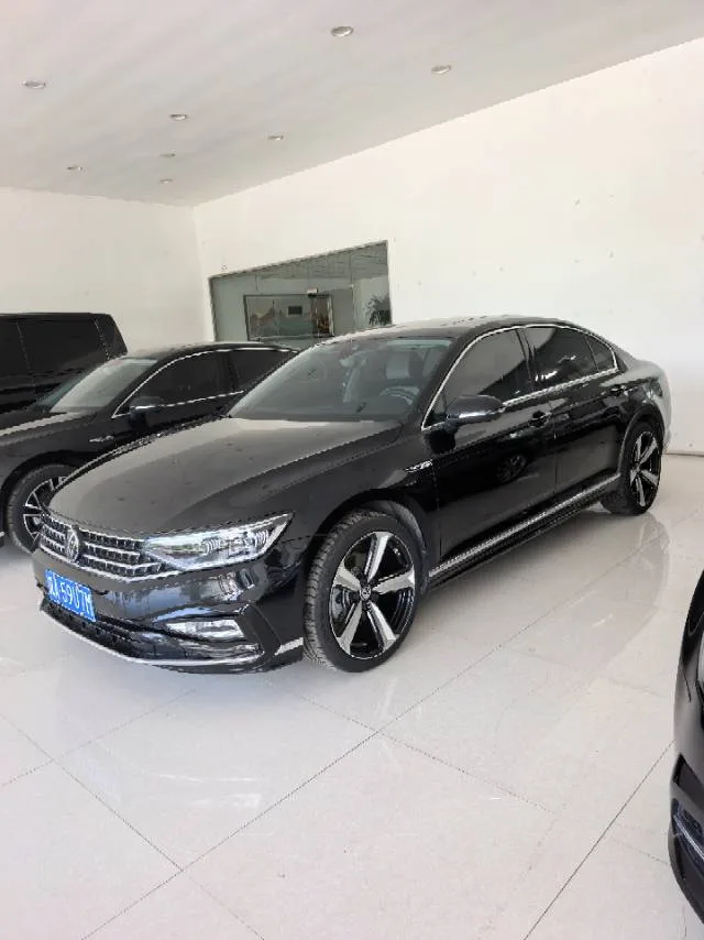 Volkswagen 2024 Magotan 2.0TSI 330TSI 2 Million Unit Luxury Edition Automatic Transmission