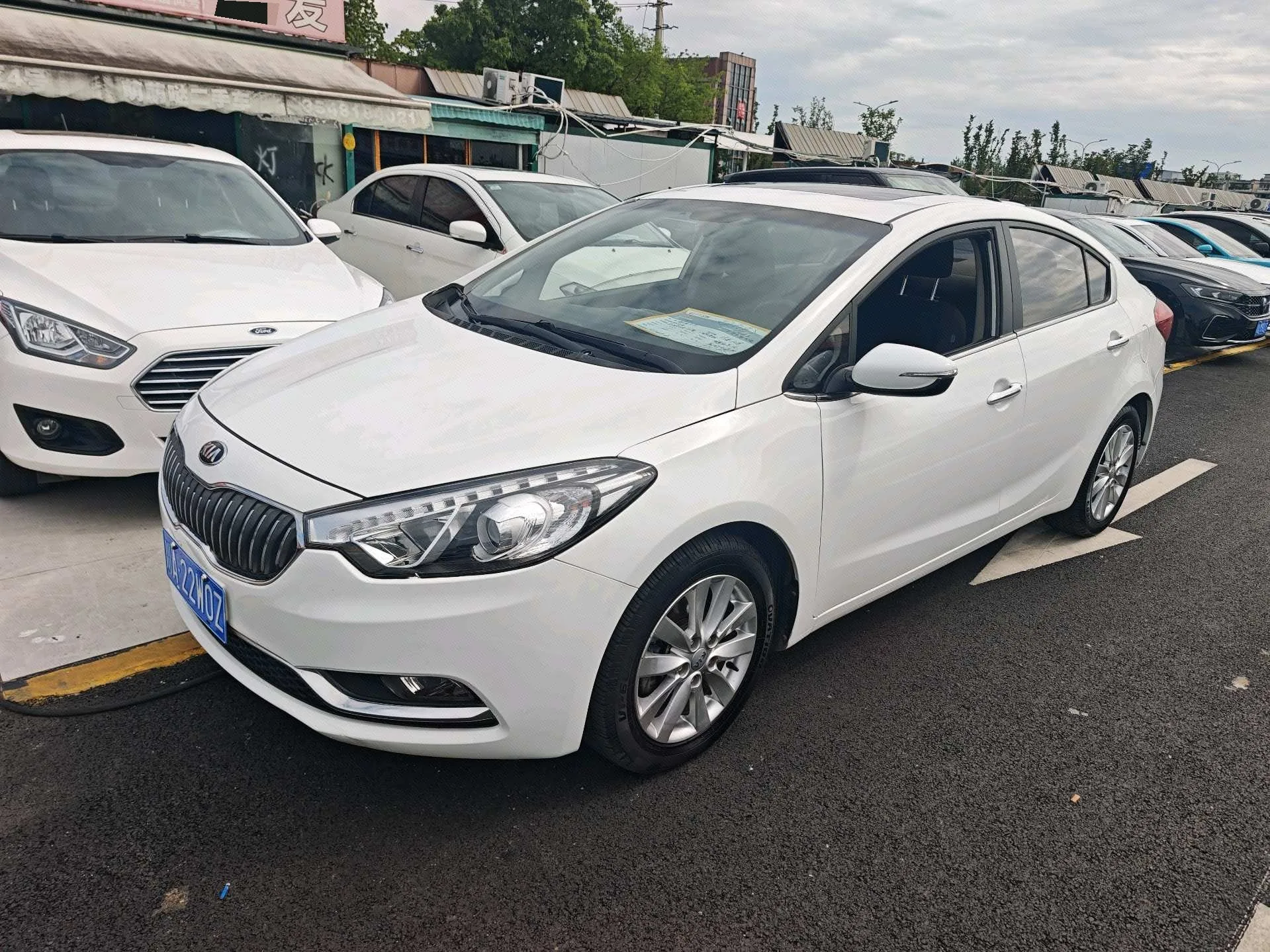 Kia K3 2015 1.6L Automatic GLS
