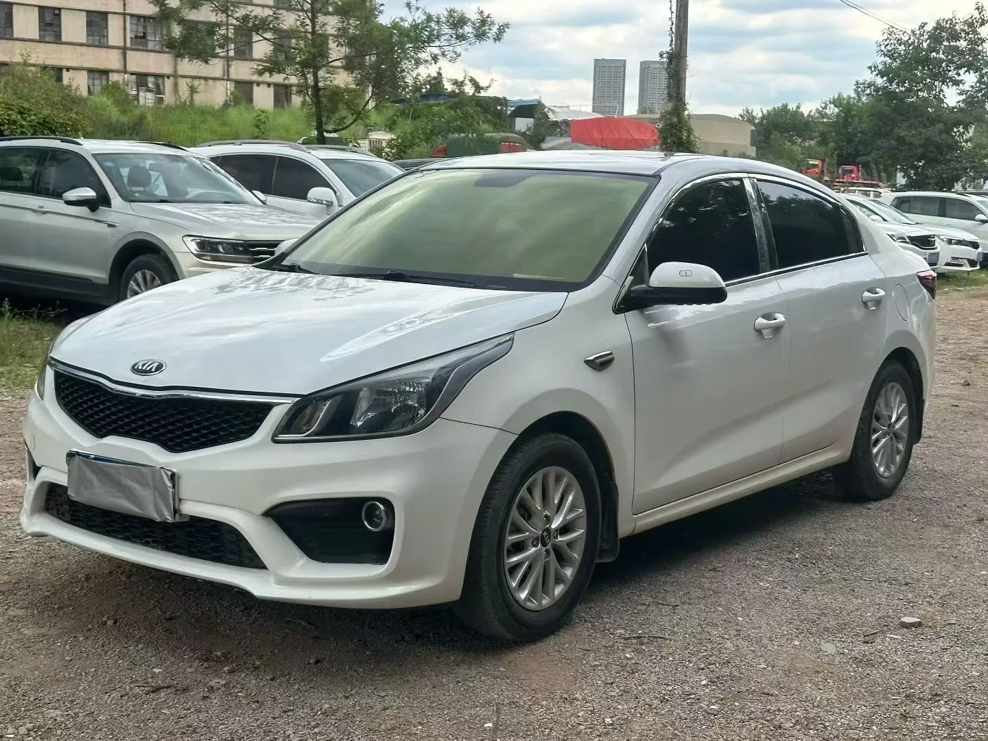 Kia K2 2017 Sedan 1.4L AT GLS
