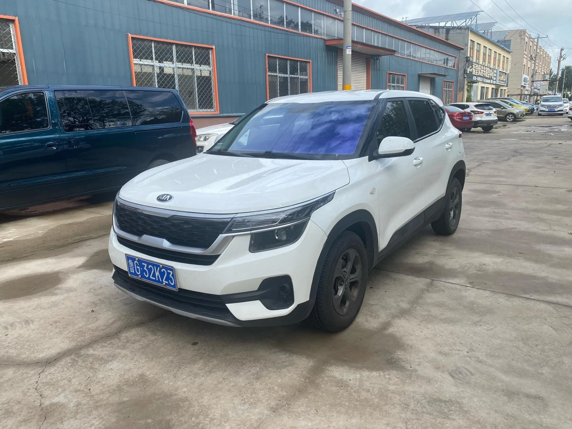 2021 KX3 1.5L CVT Comfort Edition
