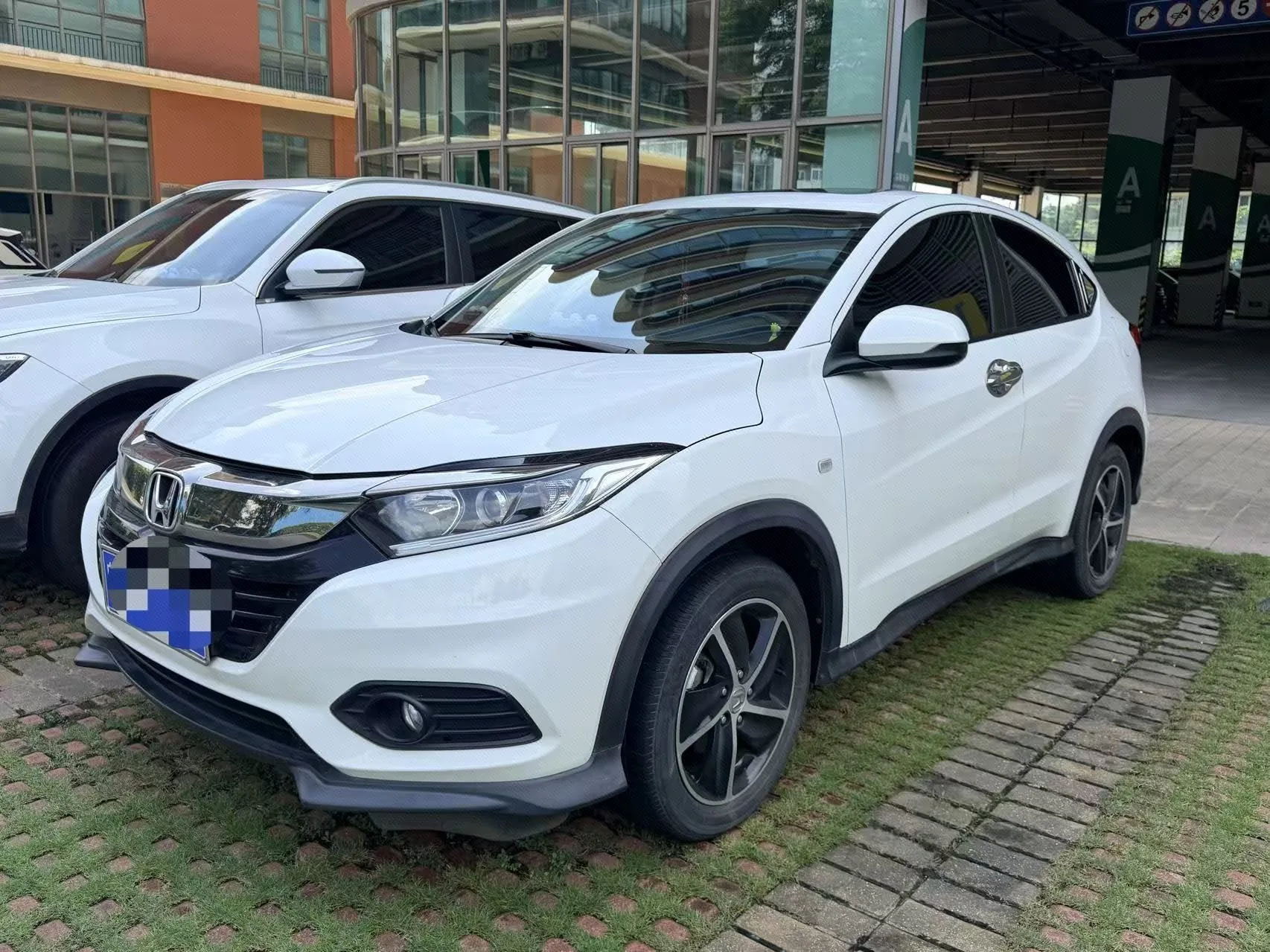 Vezel 2022 1.5L CVT Elite Smart Edition