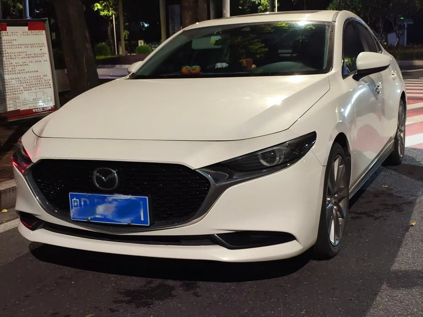 Mazda3 Axela 2022 2.0L Automatic Premium Edition