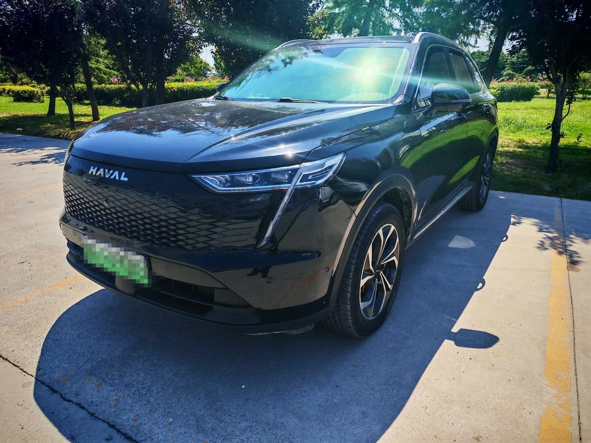 Haval Xiaolong MAX 2023 1.5L Hi4 105 4WD Intelligent Flagship Edition