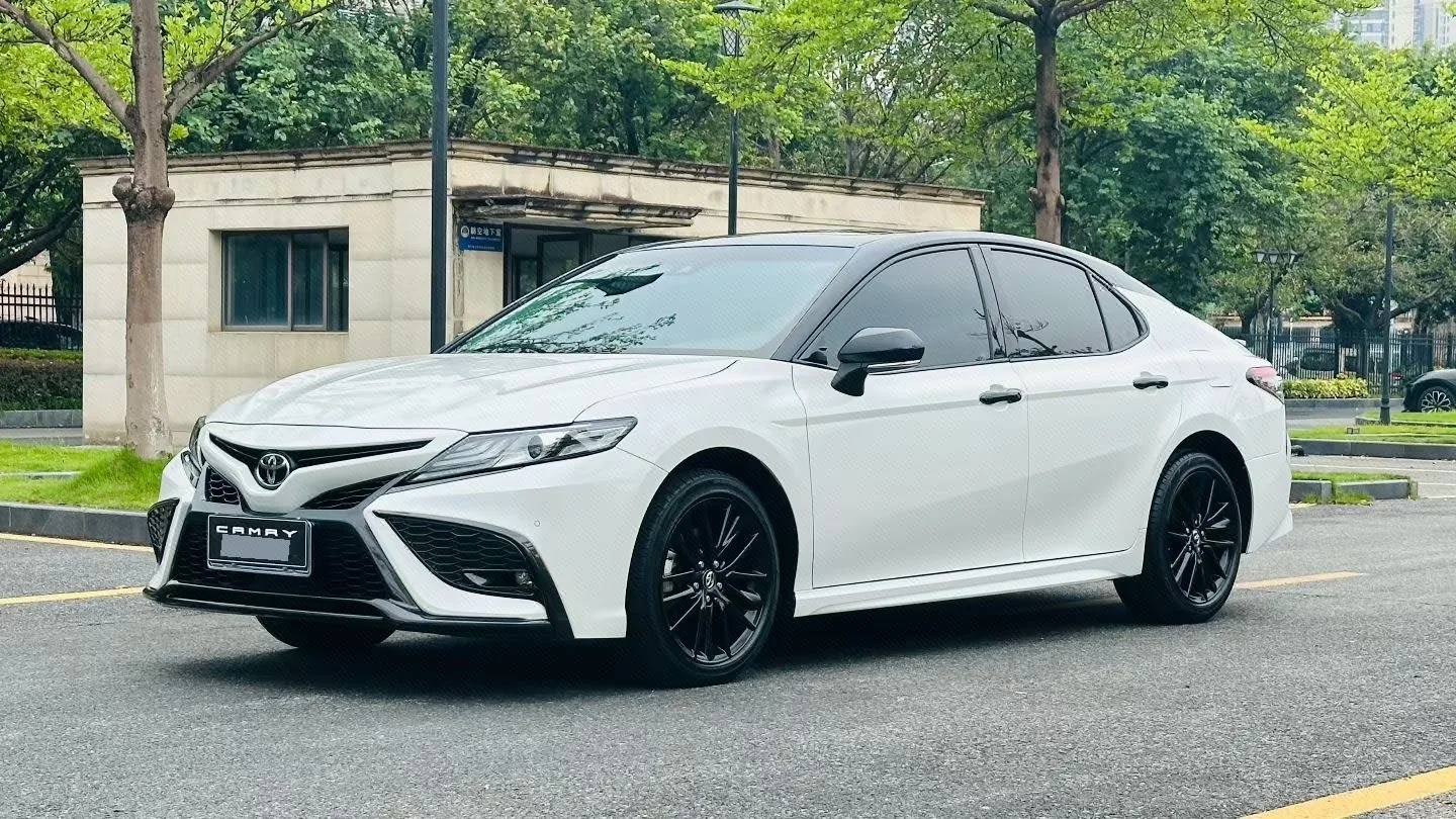 Camry 2022 2.0S Knight Edition