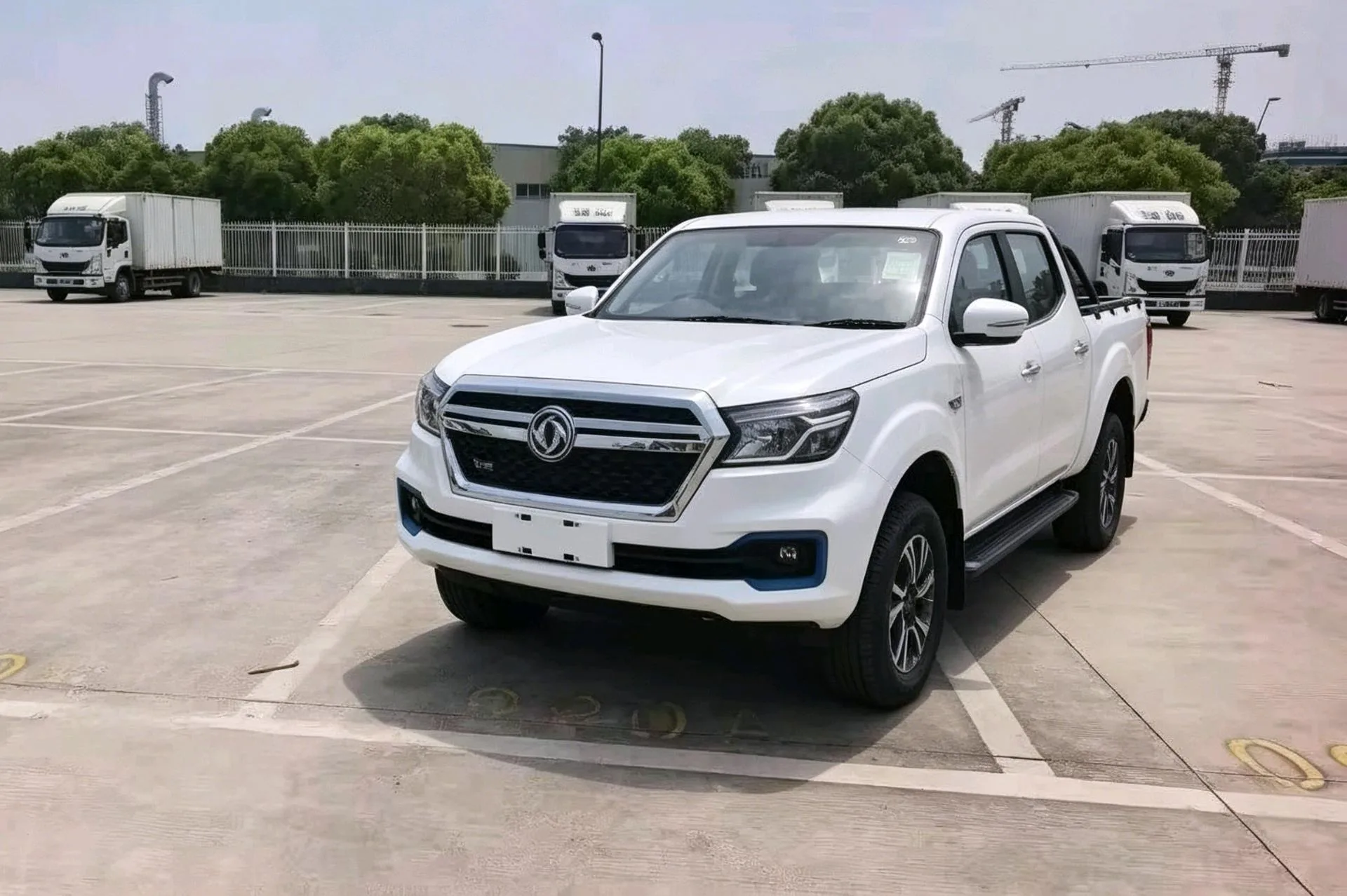Dongfeng 2023 Ruiqi 6 EV "Dou-style" Long-Range Edition, 453 km, Automatic Transmission