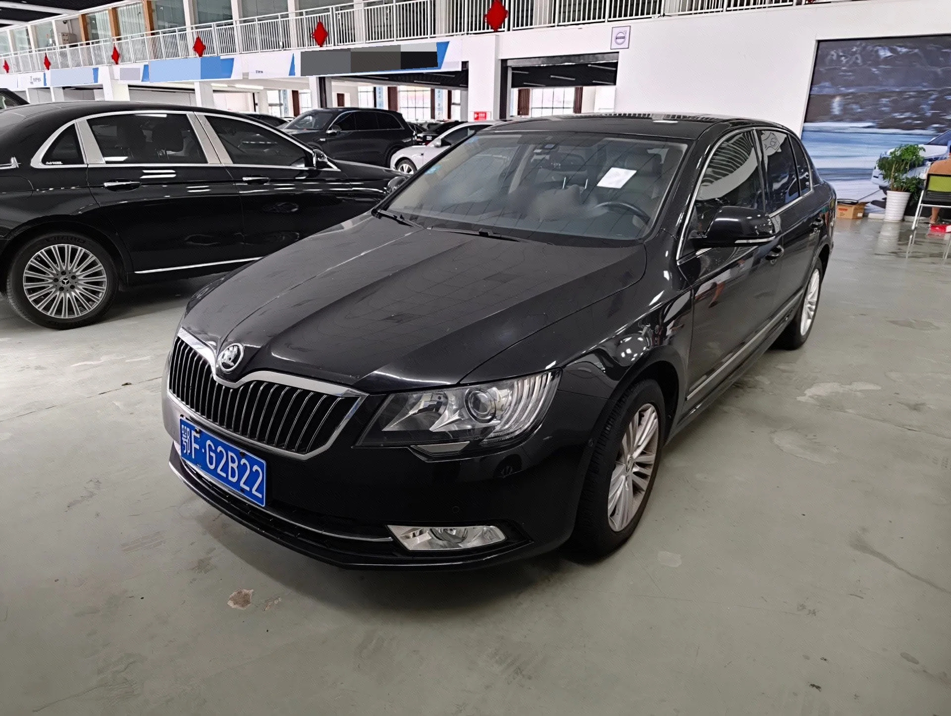 Superb 2013 1.8TSI Automatic Elegant Edition