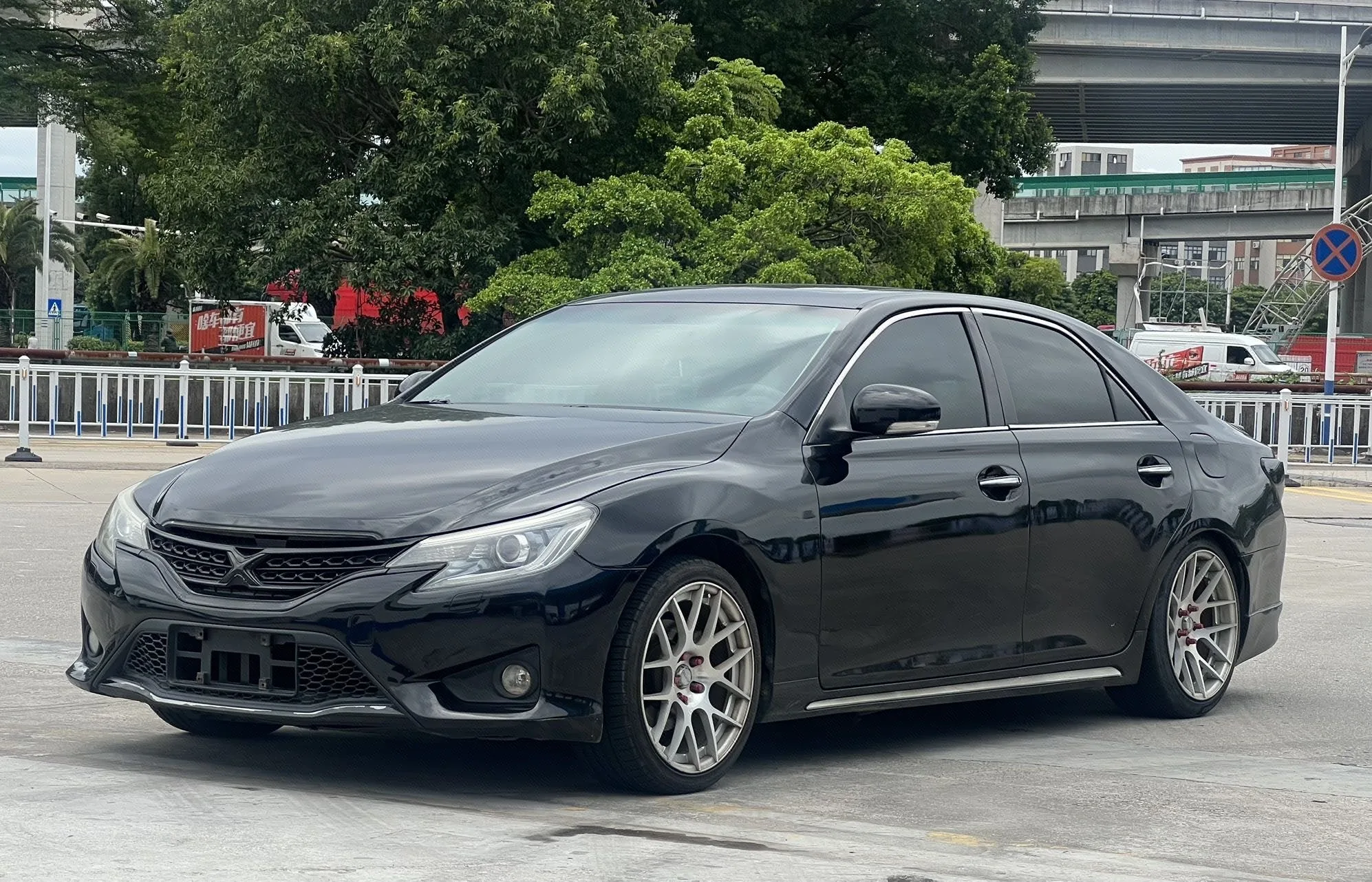 Reiz 2010 Model Year 2.5S Elegance Edition