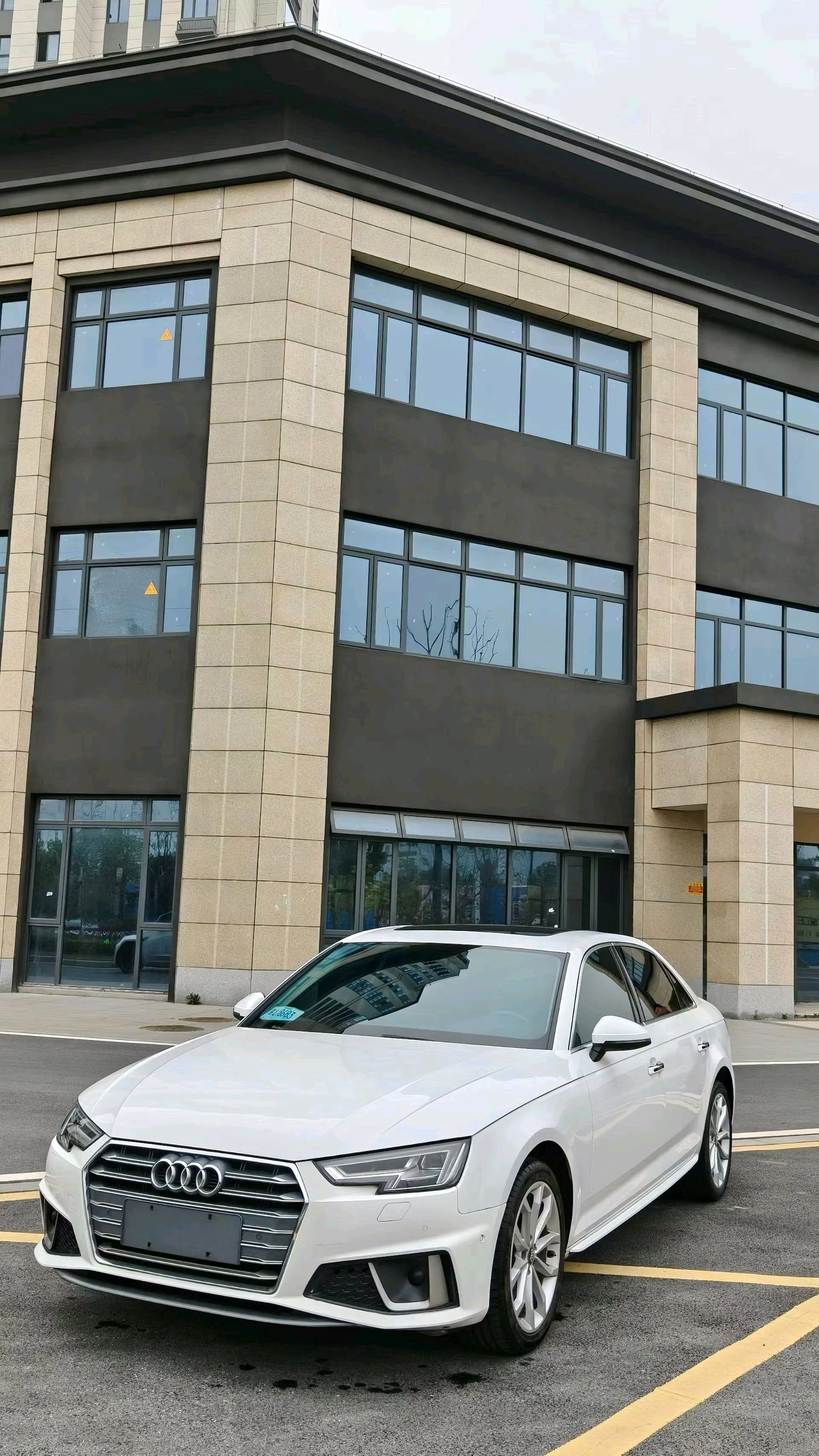 Audi A4L 2019 40 TFSI Fashion Edition (China VI Emission Standard)