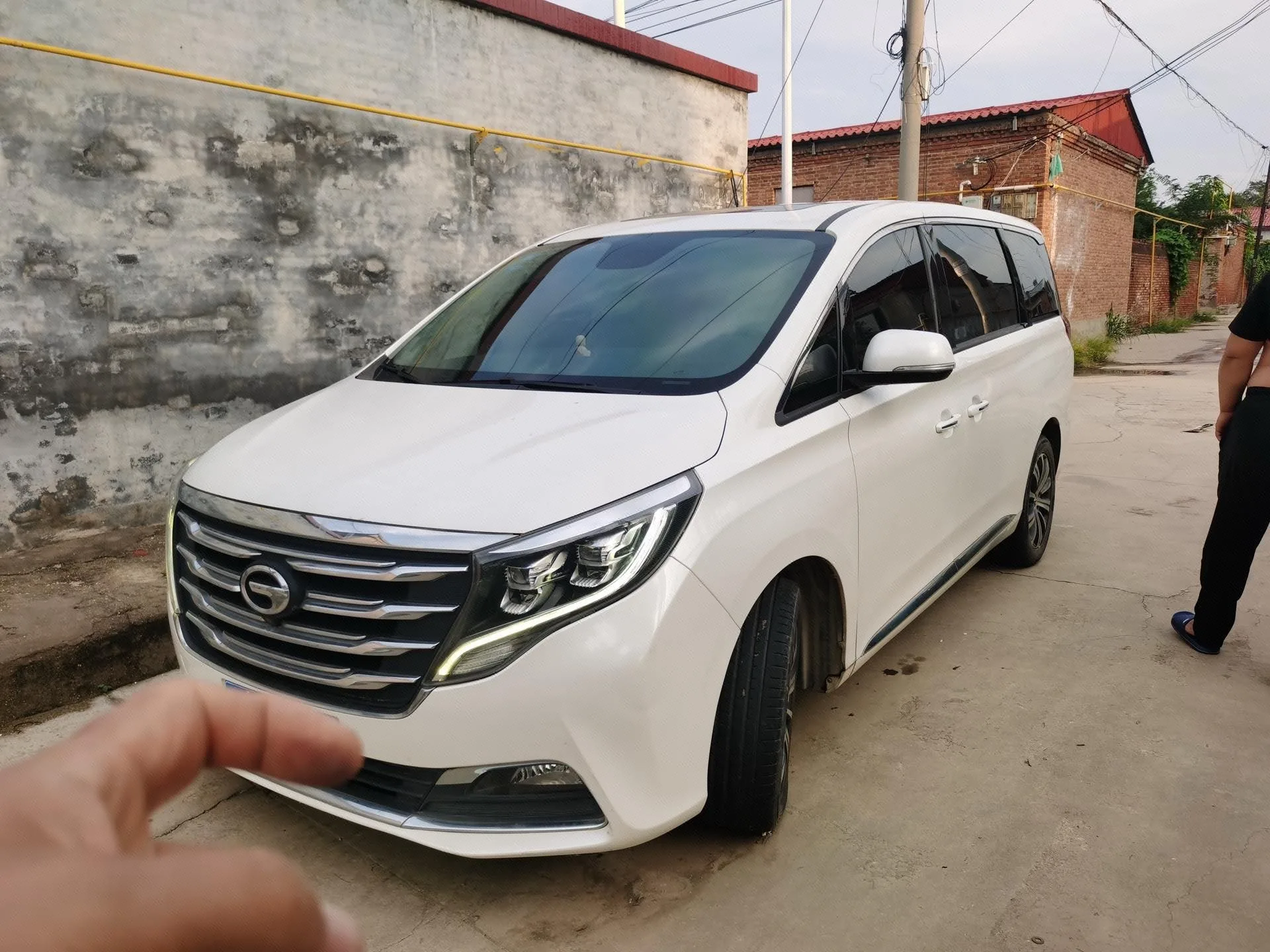GAC Trumpchi M8 2018 Model Year 320T Premium Edition